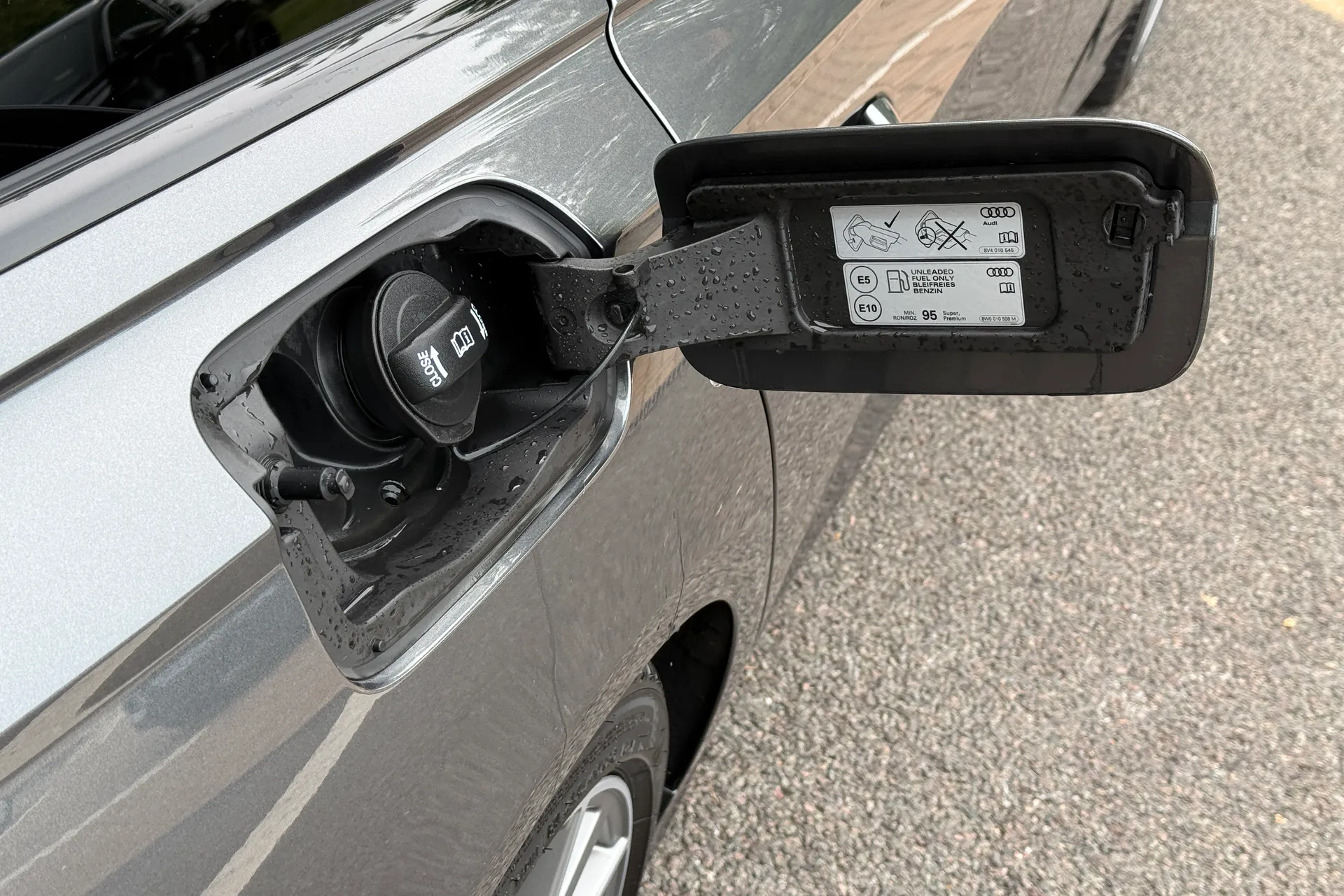 Audi A6 thumbnail image number 28