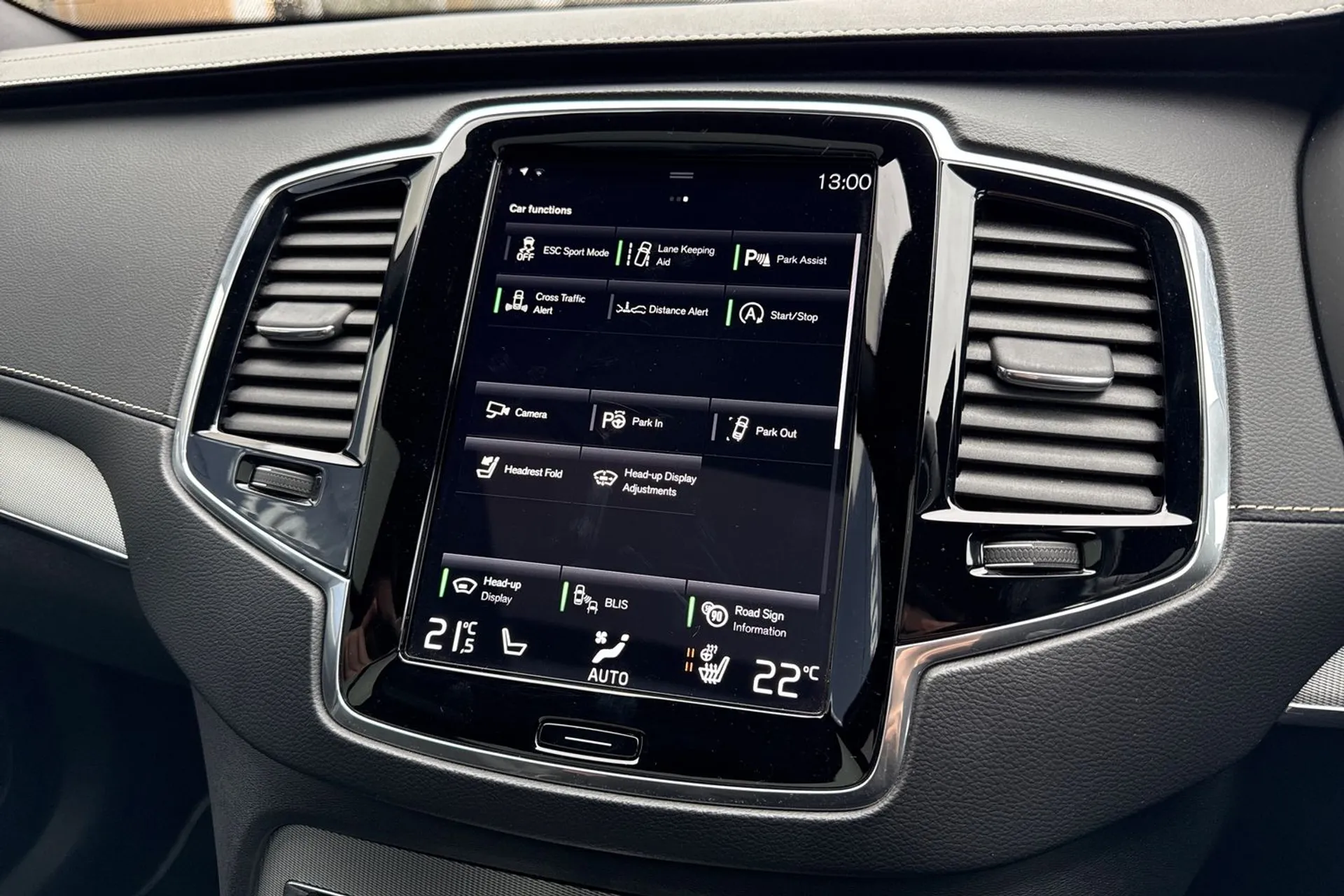 Volvo XC90 thumbnail image number 45