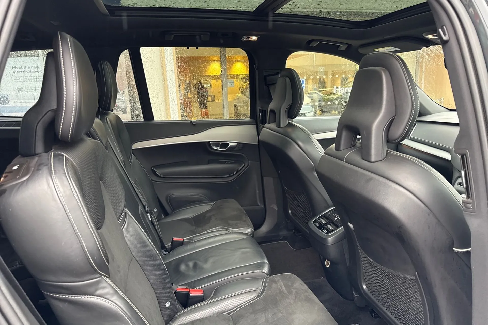 Volvo XC90 thumbnail image number 24