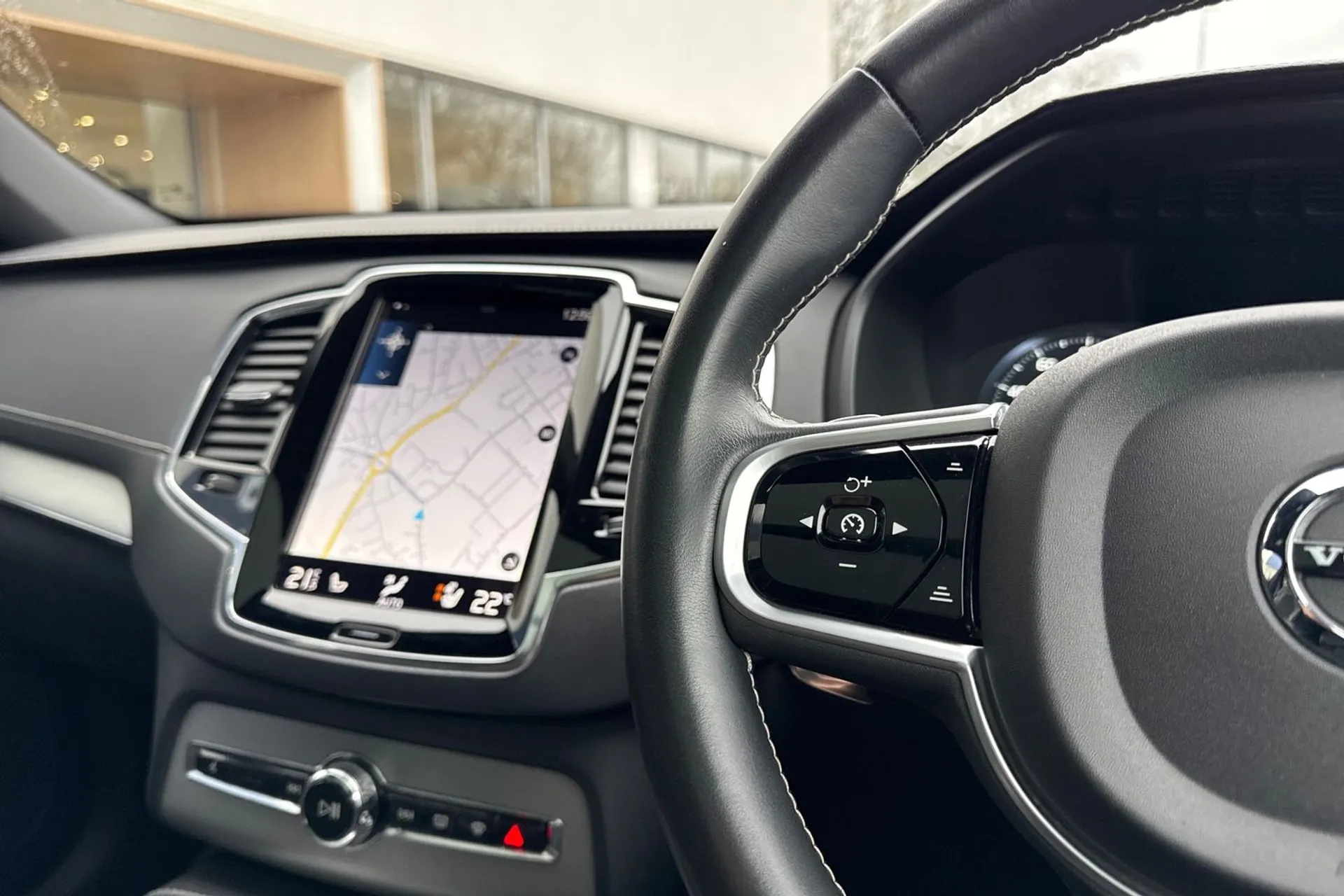 Volvo XC90 thumbnail image number 39