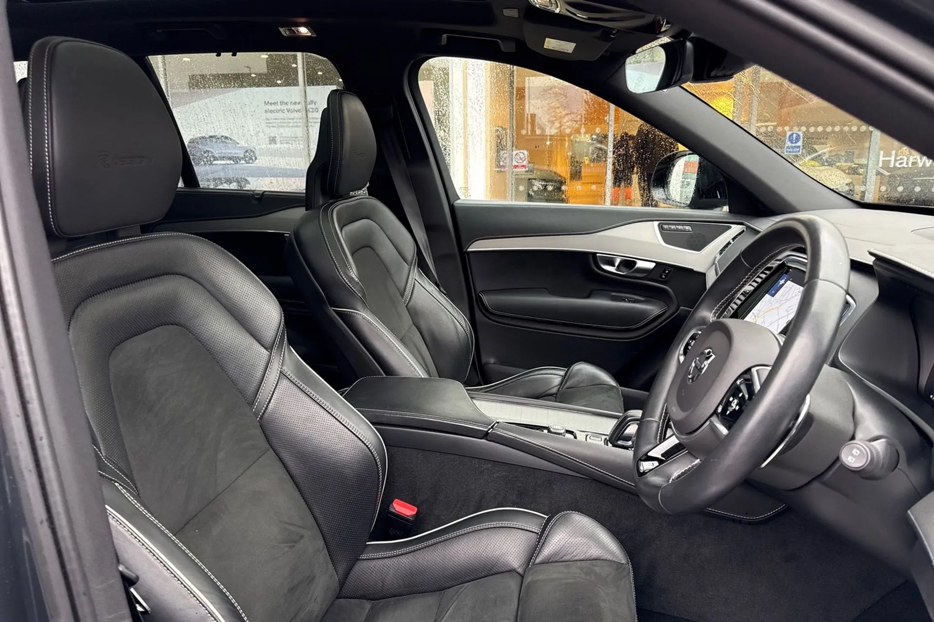 Volvo XC90 thumbnail image number 28