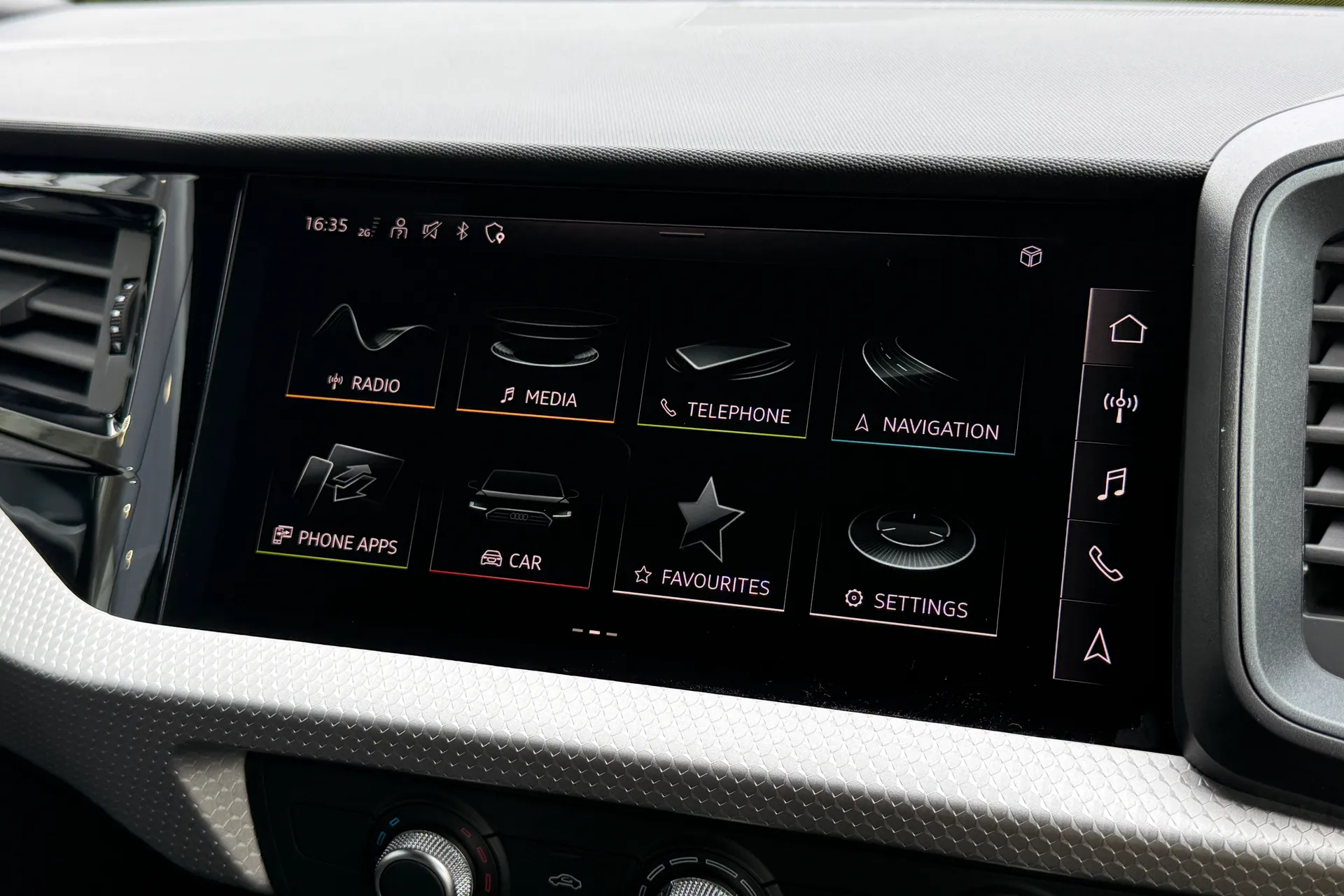 Audi A1 thumbnail image number 6