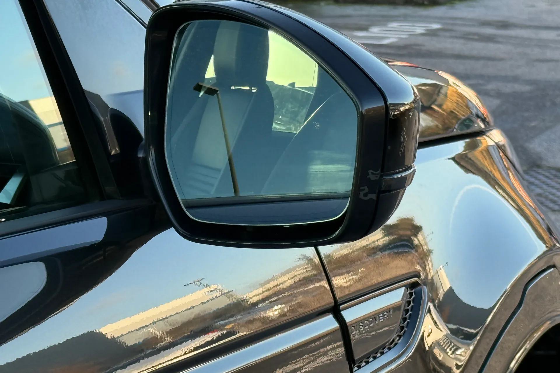 LAND ROVER DISCOVERY SPORT thumbnail image number 11