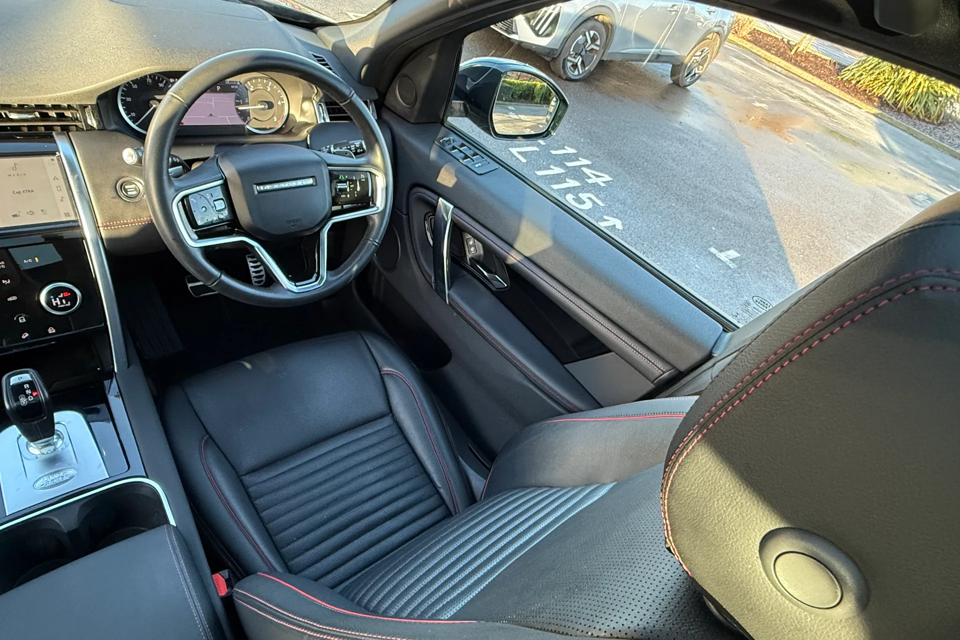 LAND ROVER DISCOVERY SPORT thumbnail image number 24