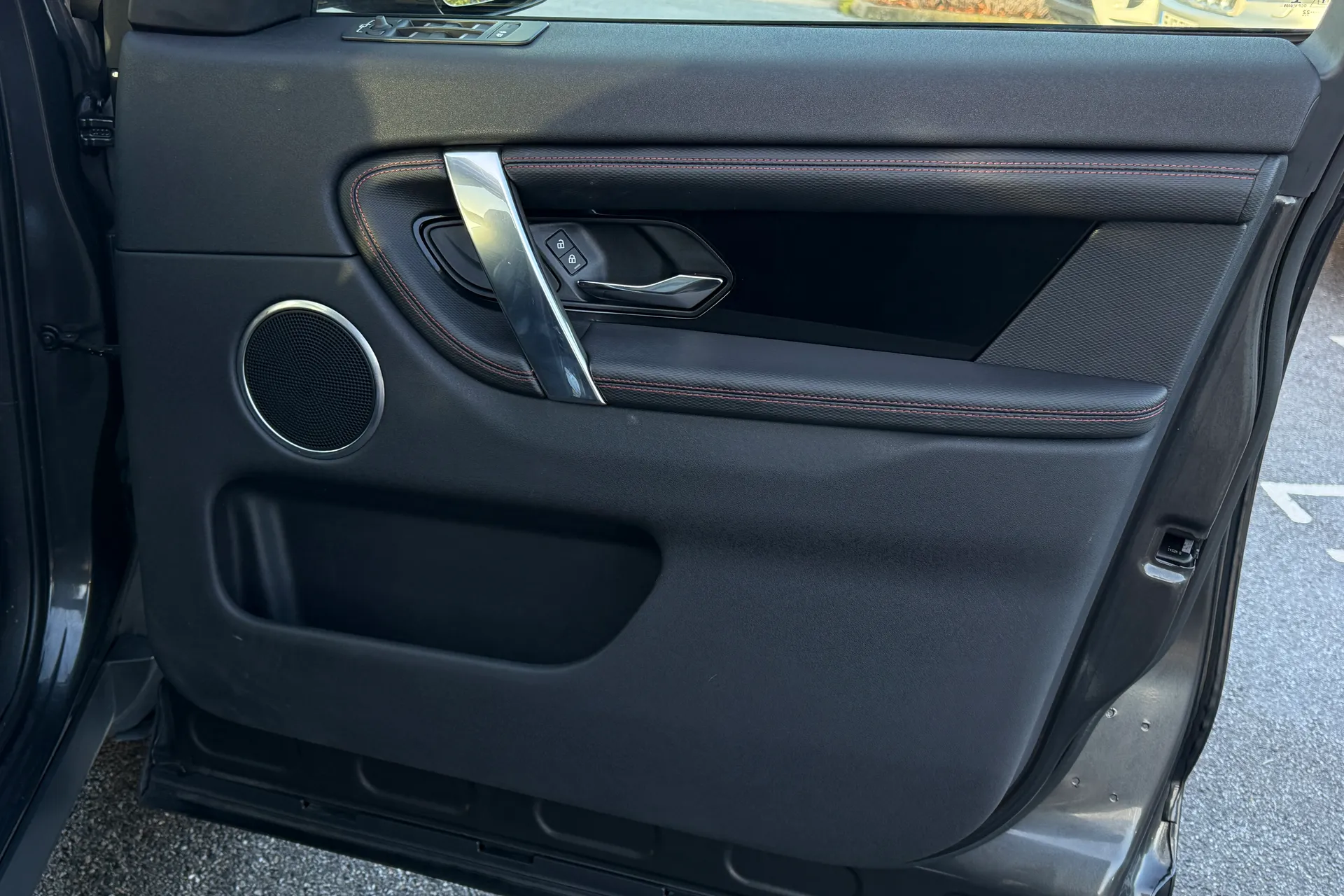 LAND ROVER DISCOVERY SPORT thumbnail image number 47