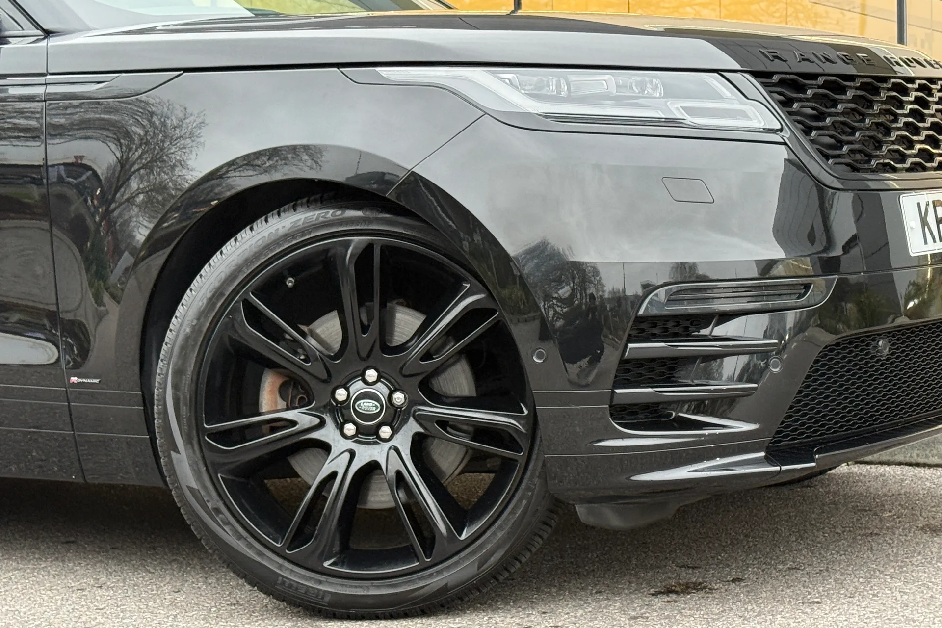 LAND ROVER RANGE ROVER VELAR thumbnail image number 14