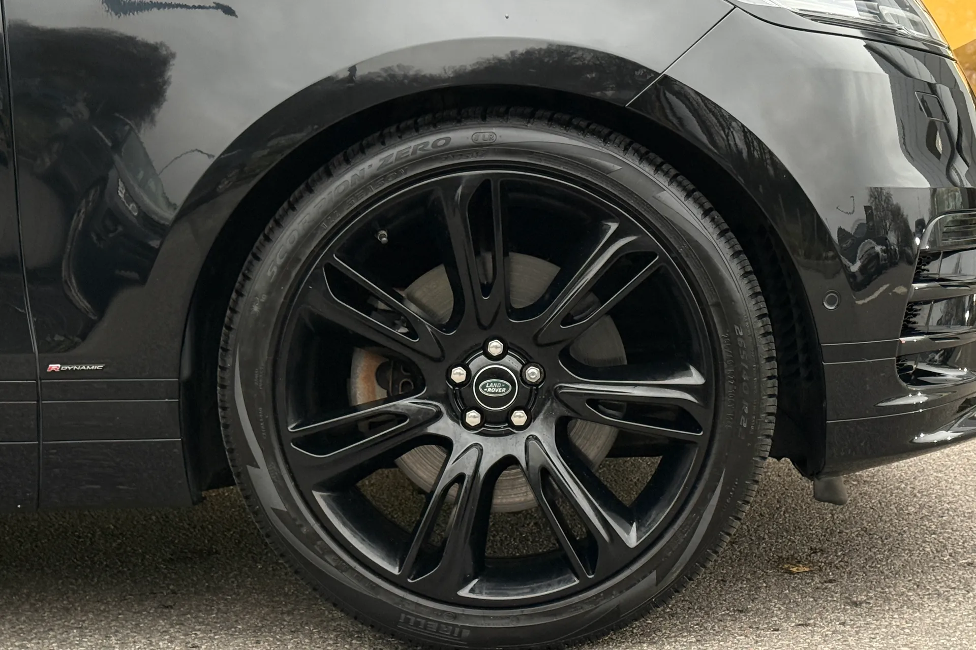 LAND ROVER RANGE ROVER VELAR thumbnail image number 21