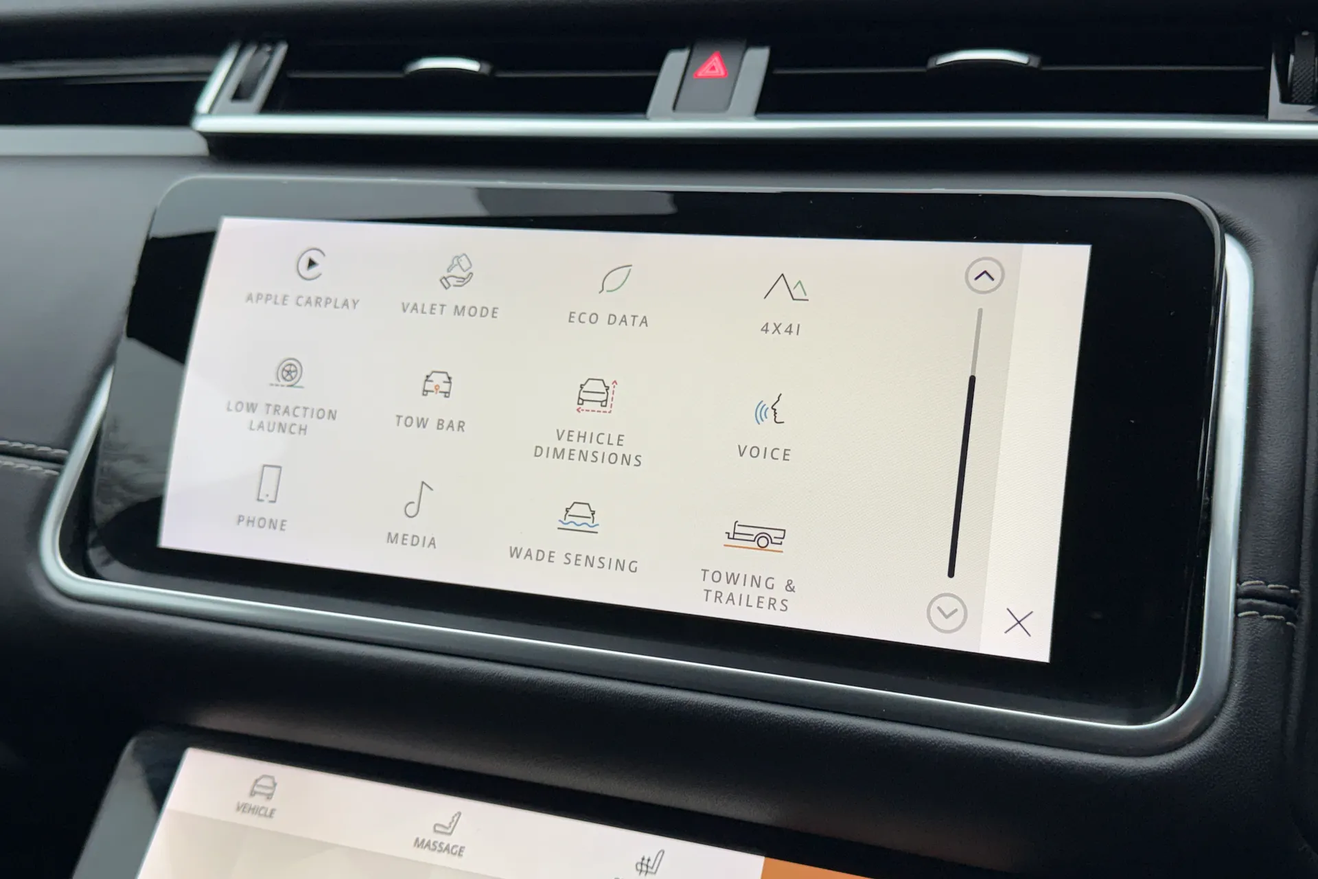 LAND ROVER RANGE ROVER VELAR thumbnail image number 36