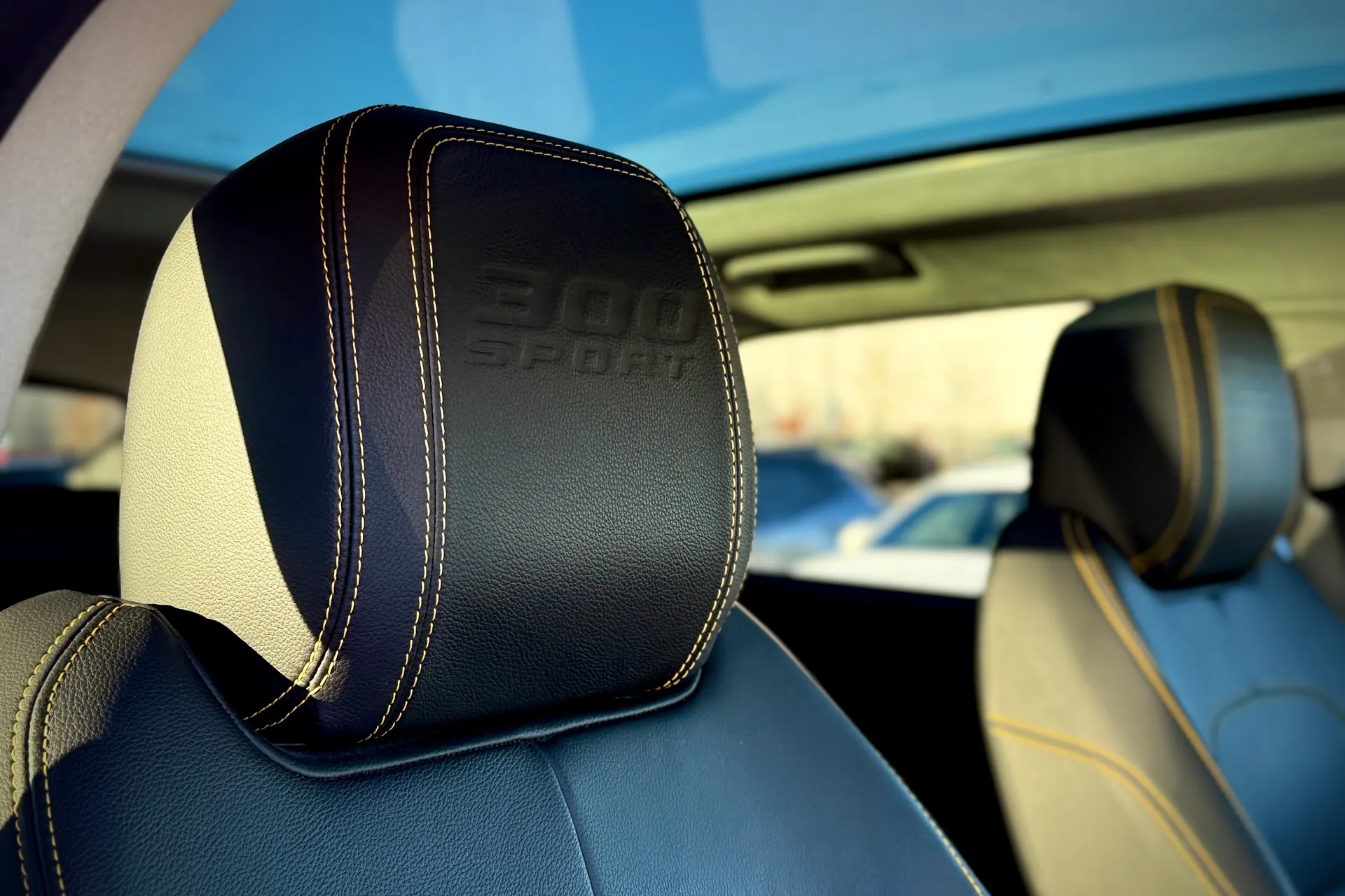 Jaguar F-PACE thumbnail image number 36