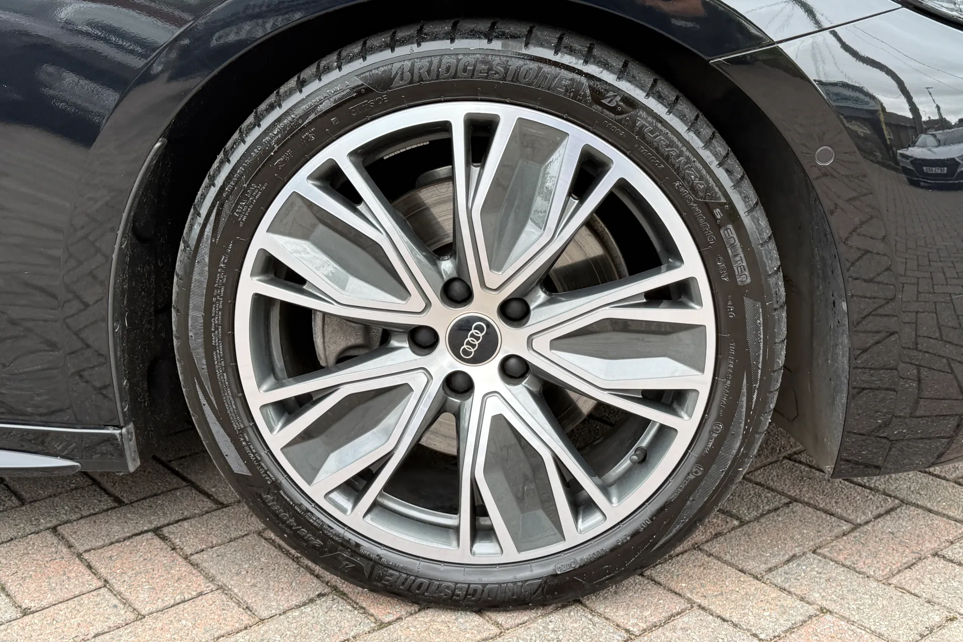 Audi A5 thumbnail image number 56