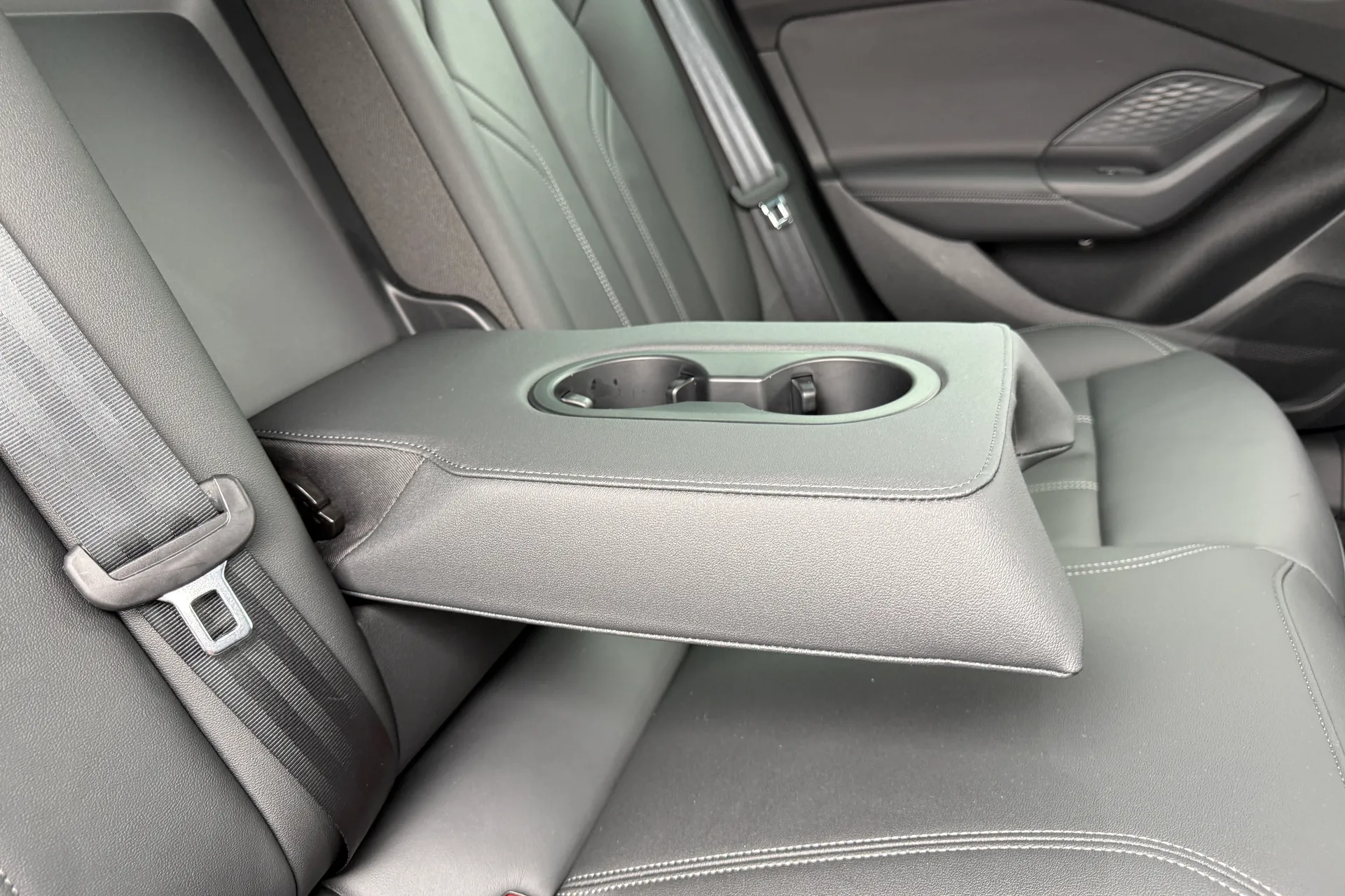 Audi A5 thumbnail image number 53