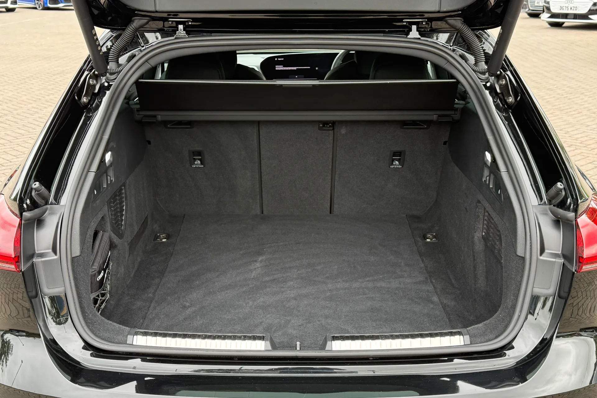 Audi A5 thumbnail image number 42