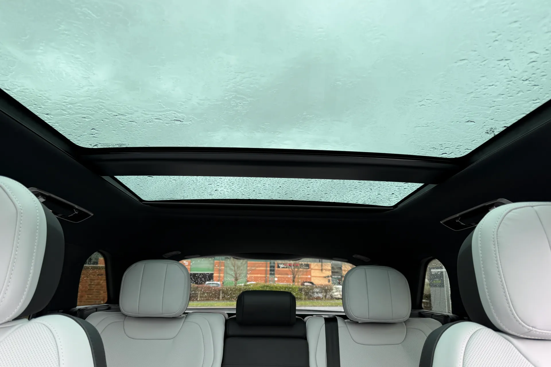 LAND ROVER RANGE ROVER SPORT thumbnail image number 23