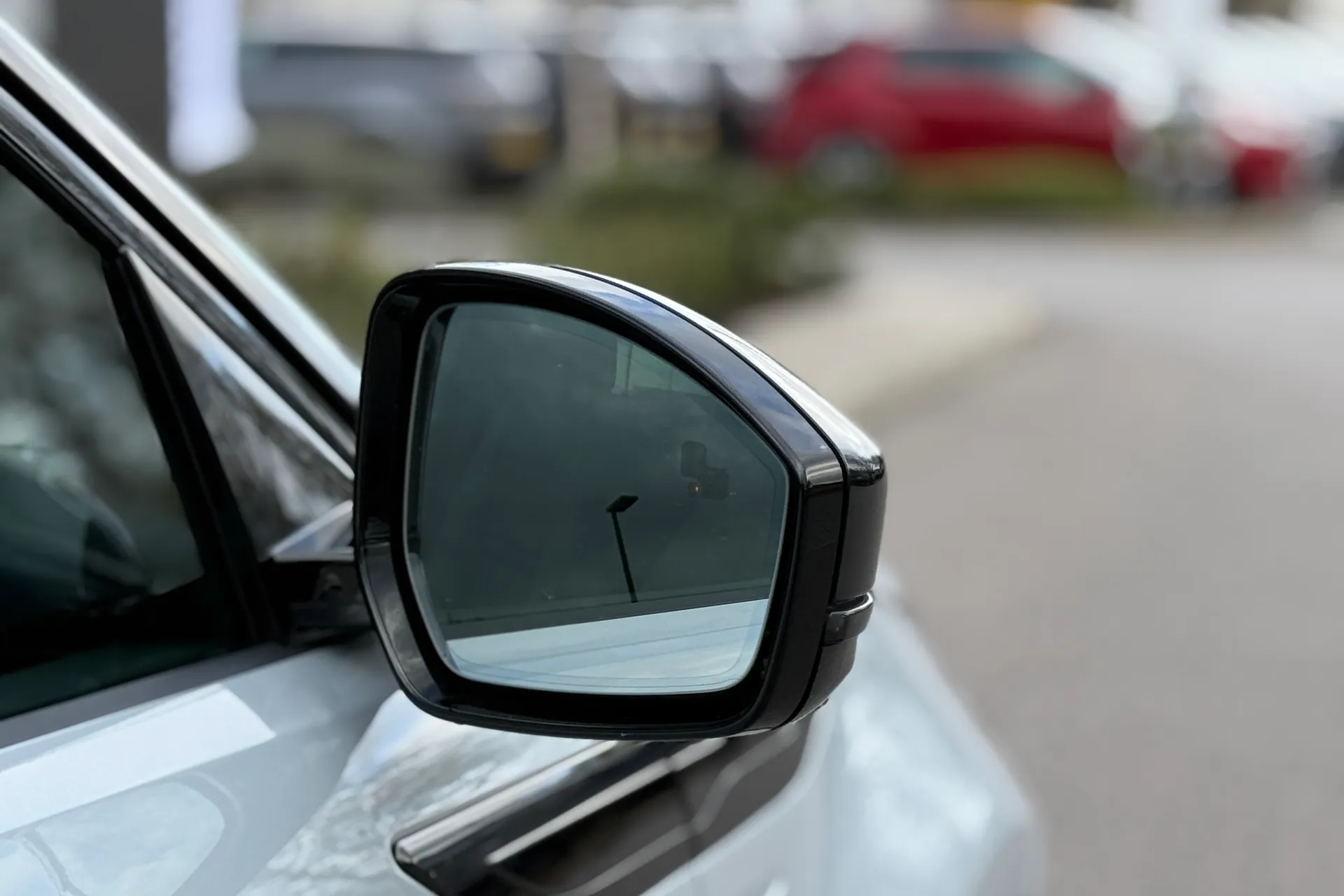 LAND ROVER RANGE ROVER EVOQUE thumbnail image number 12