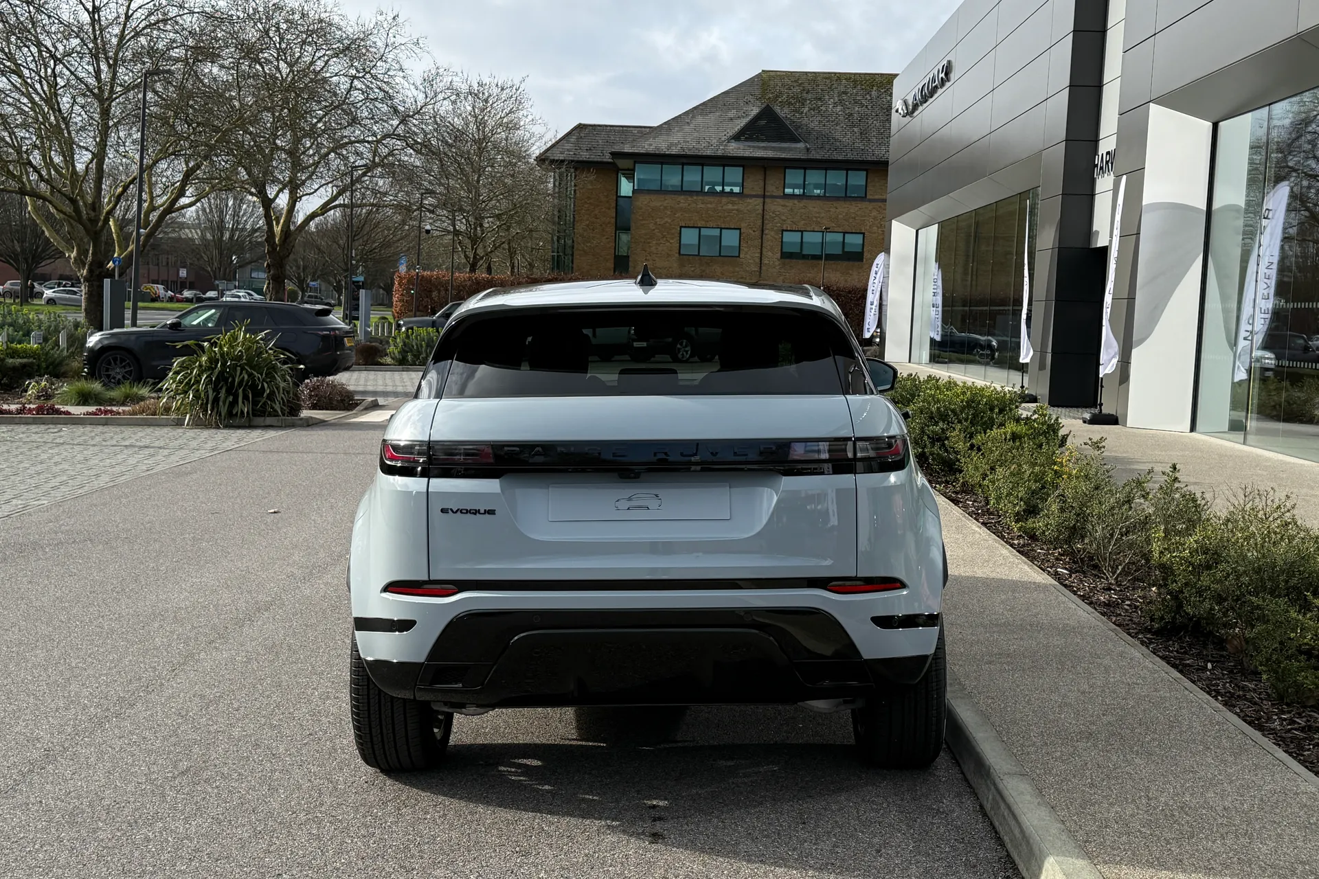 LAND ROVER RANGE ROVER EVOQUE thumbnail image number 14