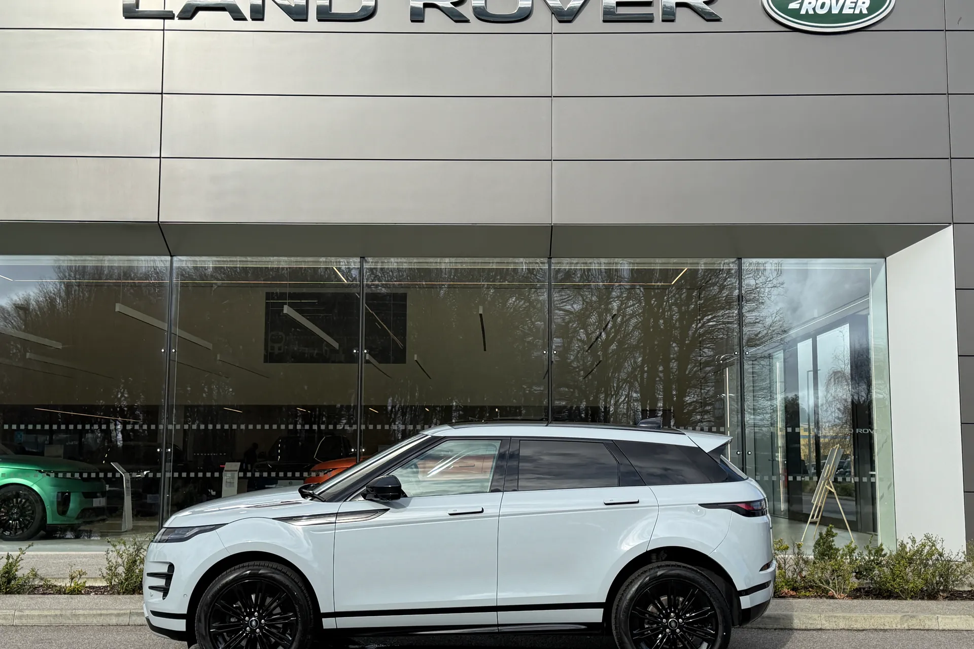 LAND ROVER RANGE ROVER EVOQUE thumbnail image number 10