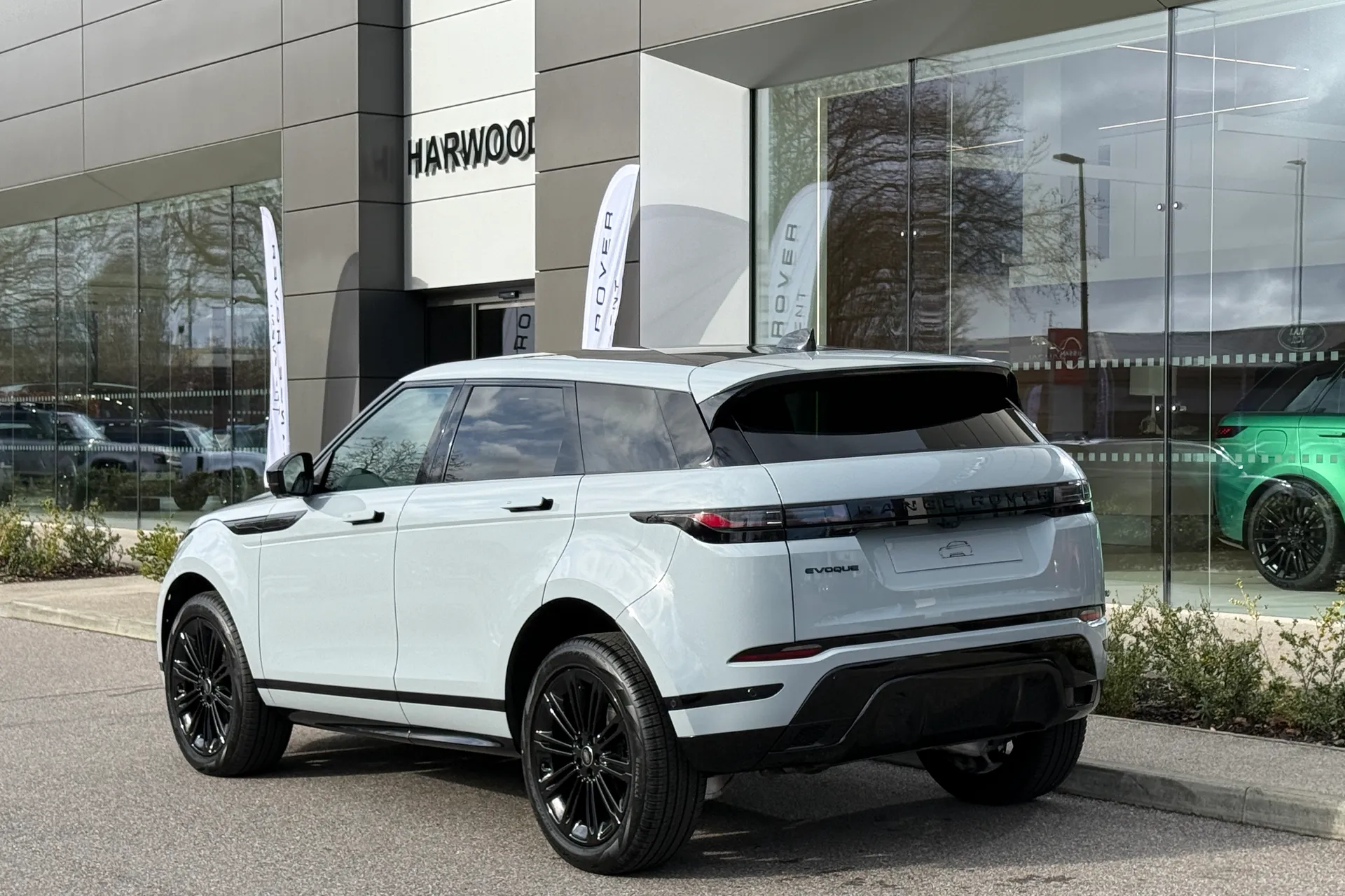 LAND ROVER RANGE ROVER EVOQUE thumbnail image number 15