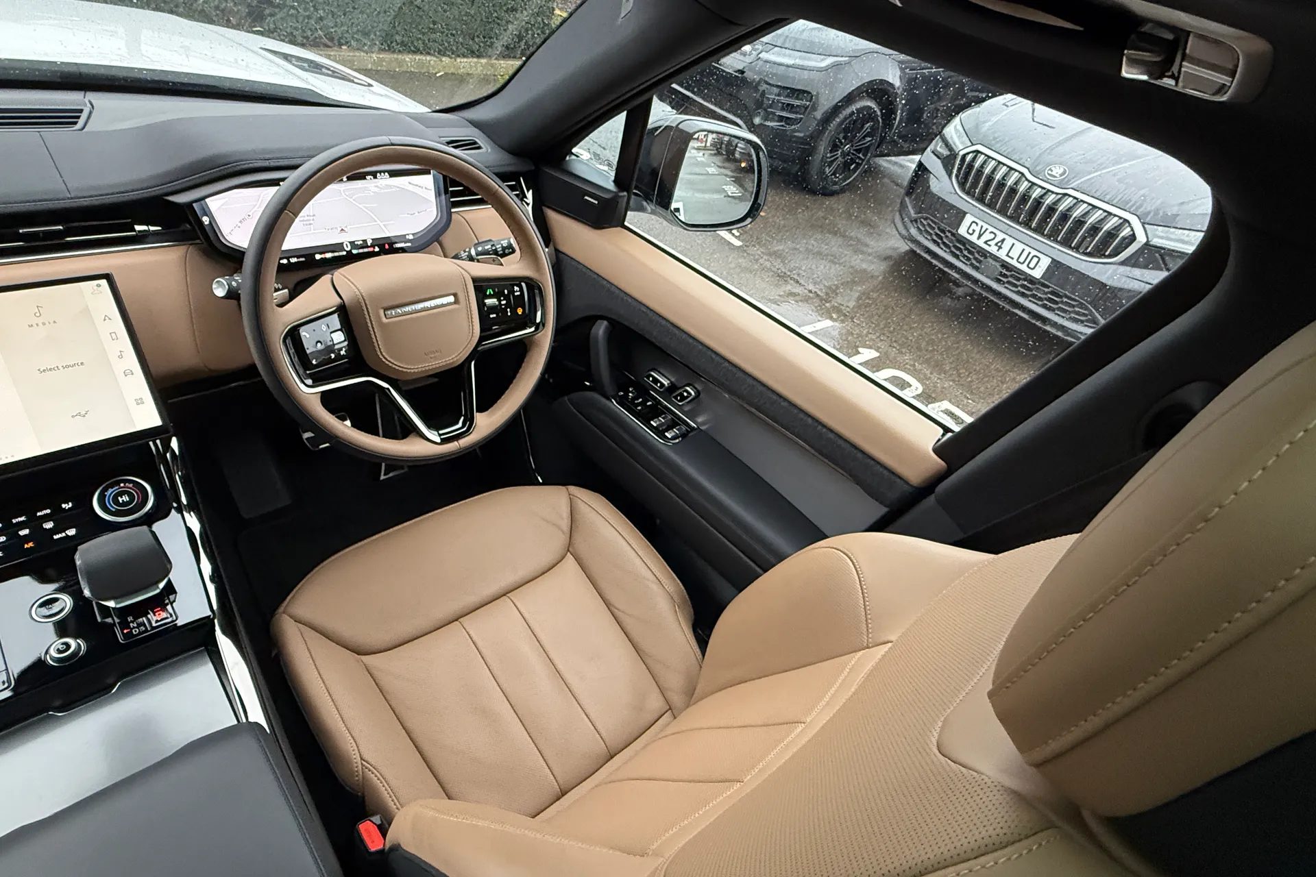 LAND ROVER RANGE ROVER SPORT thumbnail image number 25