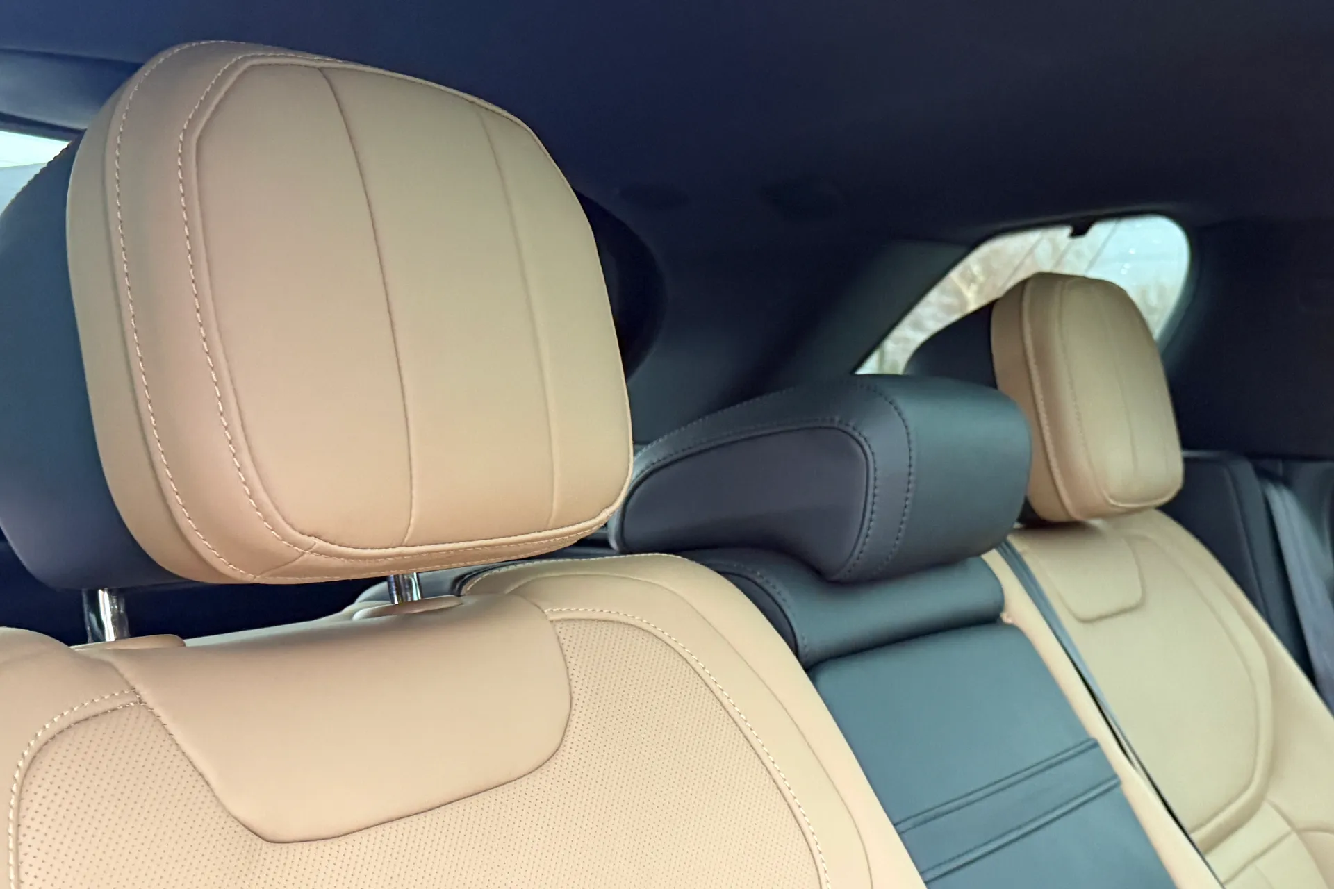 LAND ROVER RANGE ROVER SPORT thumbnail image number 30