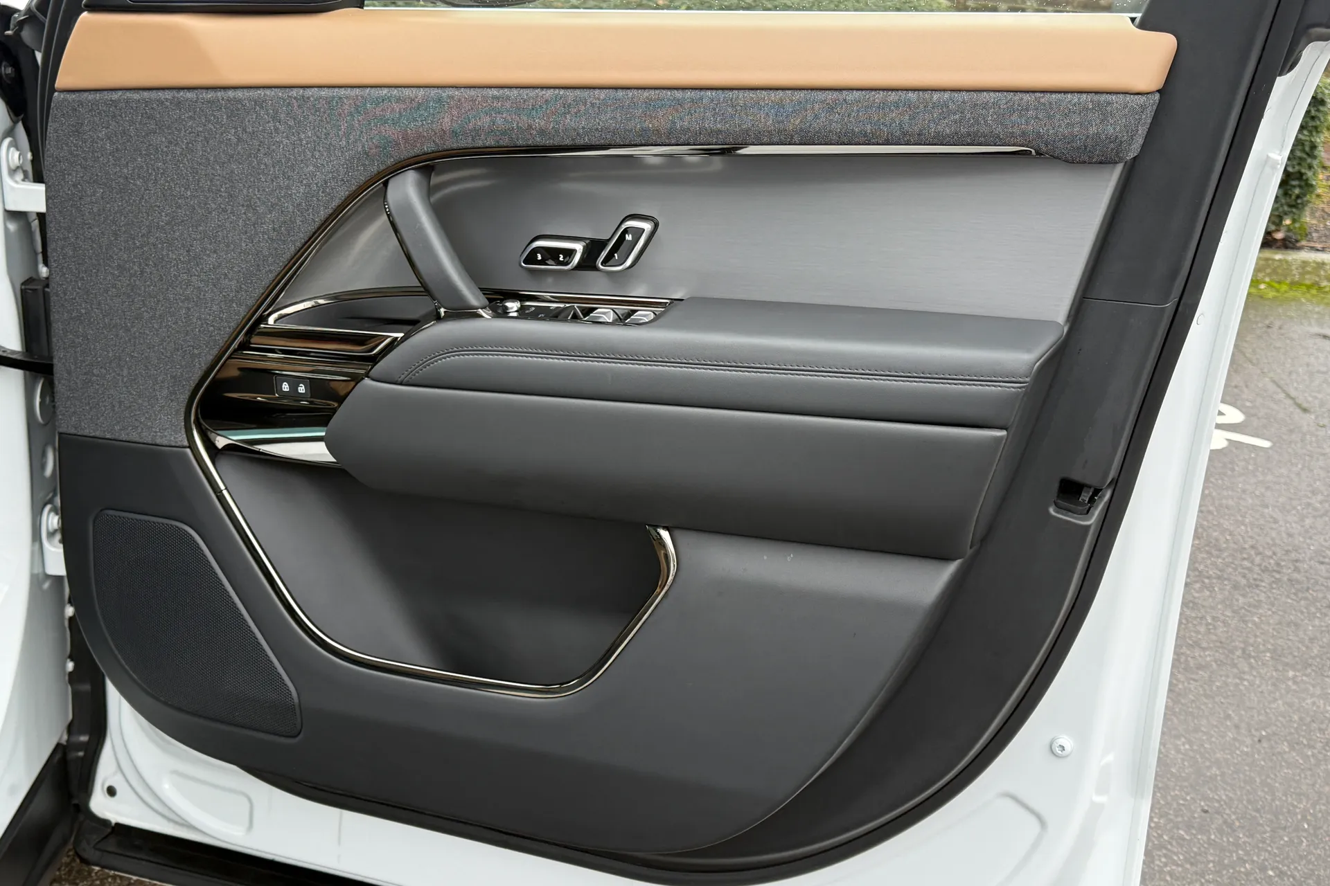 LAND ROVER RANGE ROVER SPORT thumbnail image number 46