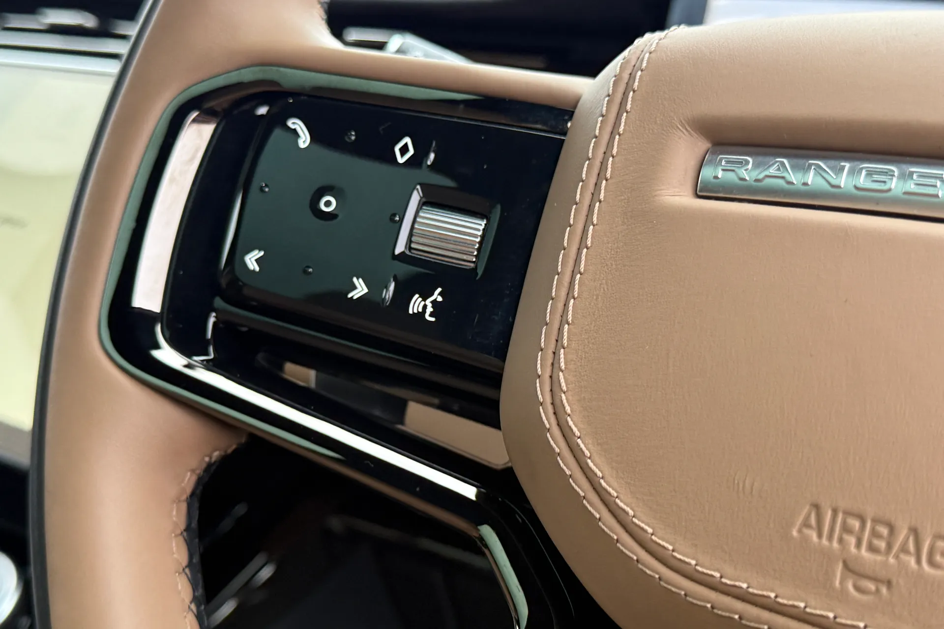 LAND ROVER RANGE ROVER SPORT thumbnail image number 41