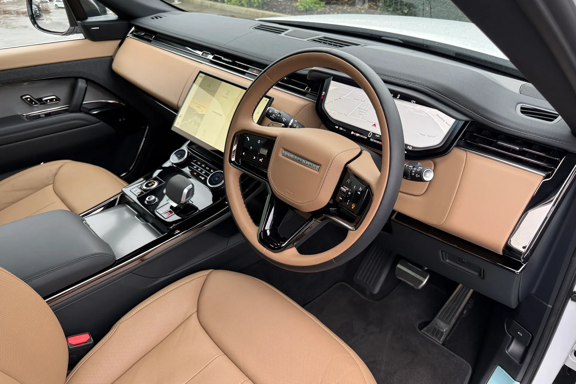 LAND ROVER RANGE ROVER SPORT thumbnail image number 37