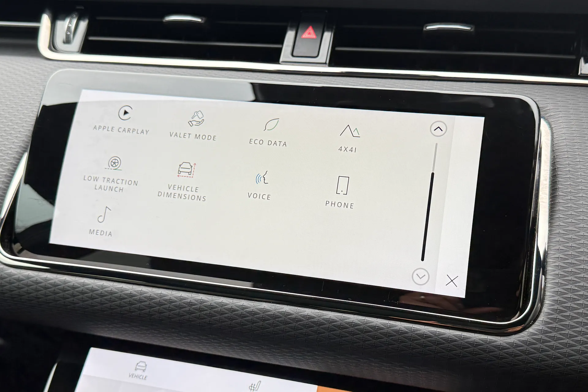 LAND ROVER RANGE ROVER EVOQUE thumbnail image number 21