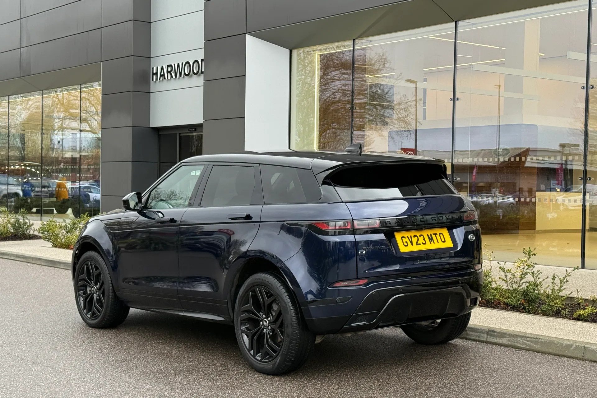 LAND ROVER RANGE ROVER EVOQUE thumbnail image number 11