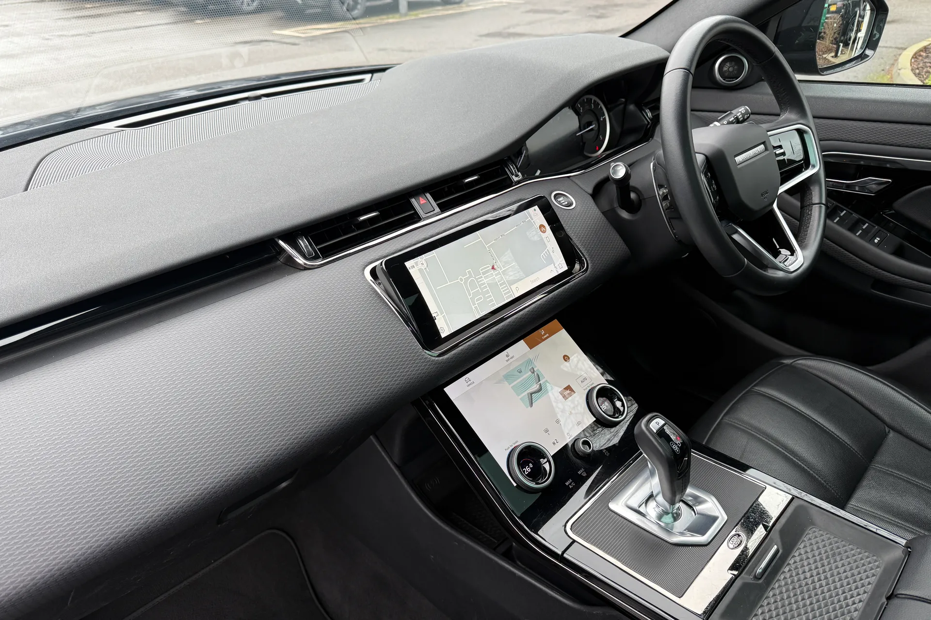 LAND ROVER RANGE ROVER EVOQUE thumbnail image number 35