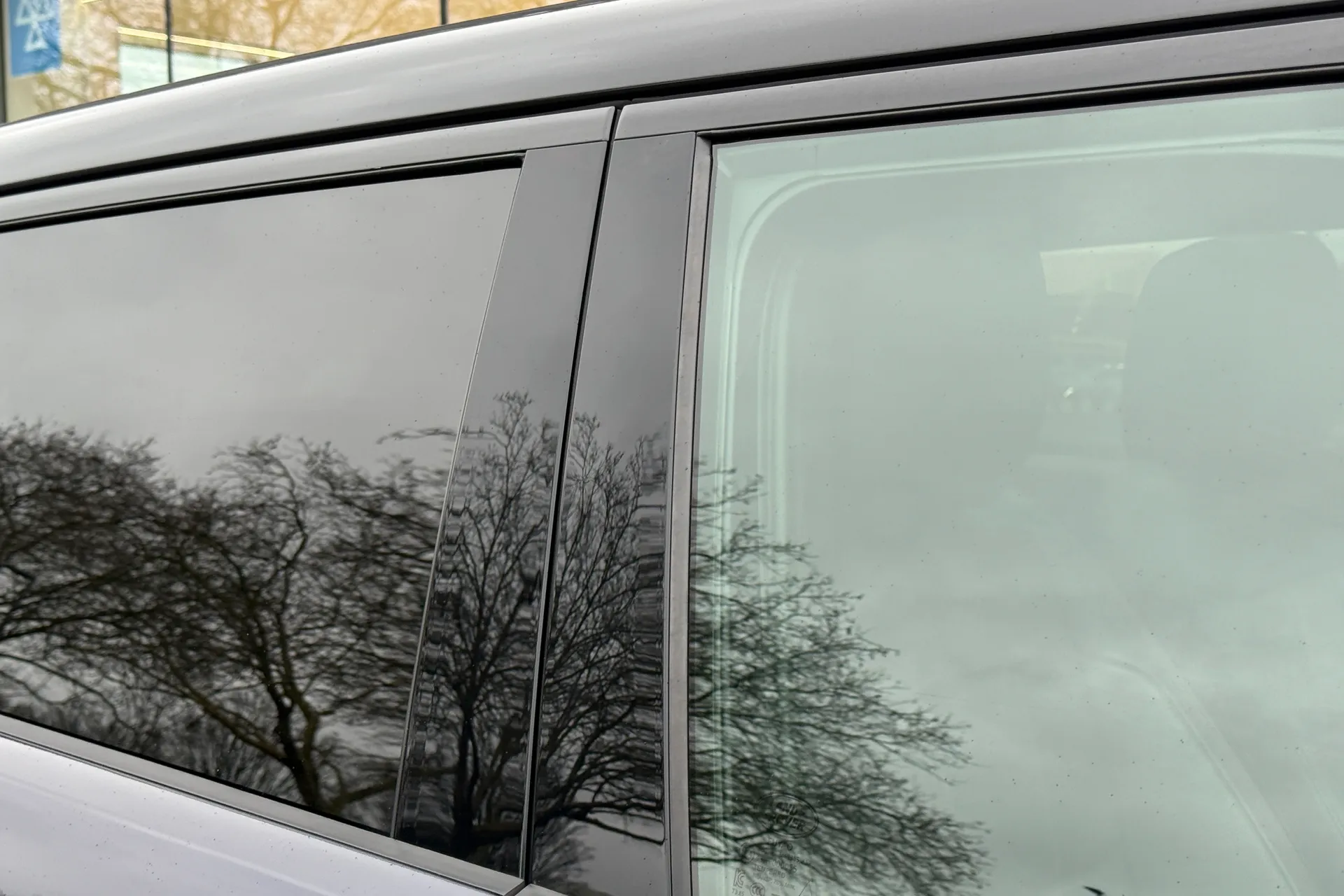 LAND ROVER RANGE ROVER EVOQUE thumbnail image number 24