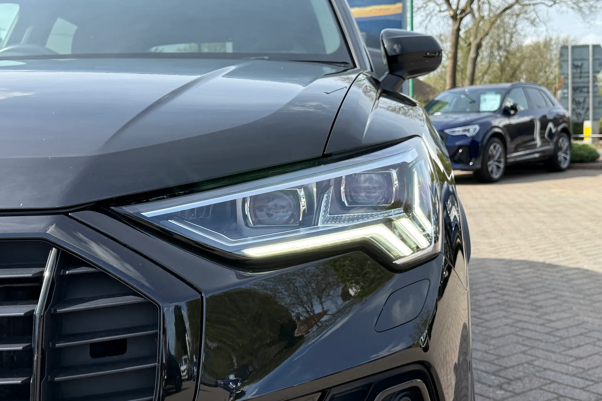 Audi Q3 thumbnail image number 61