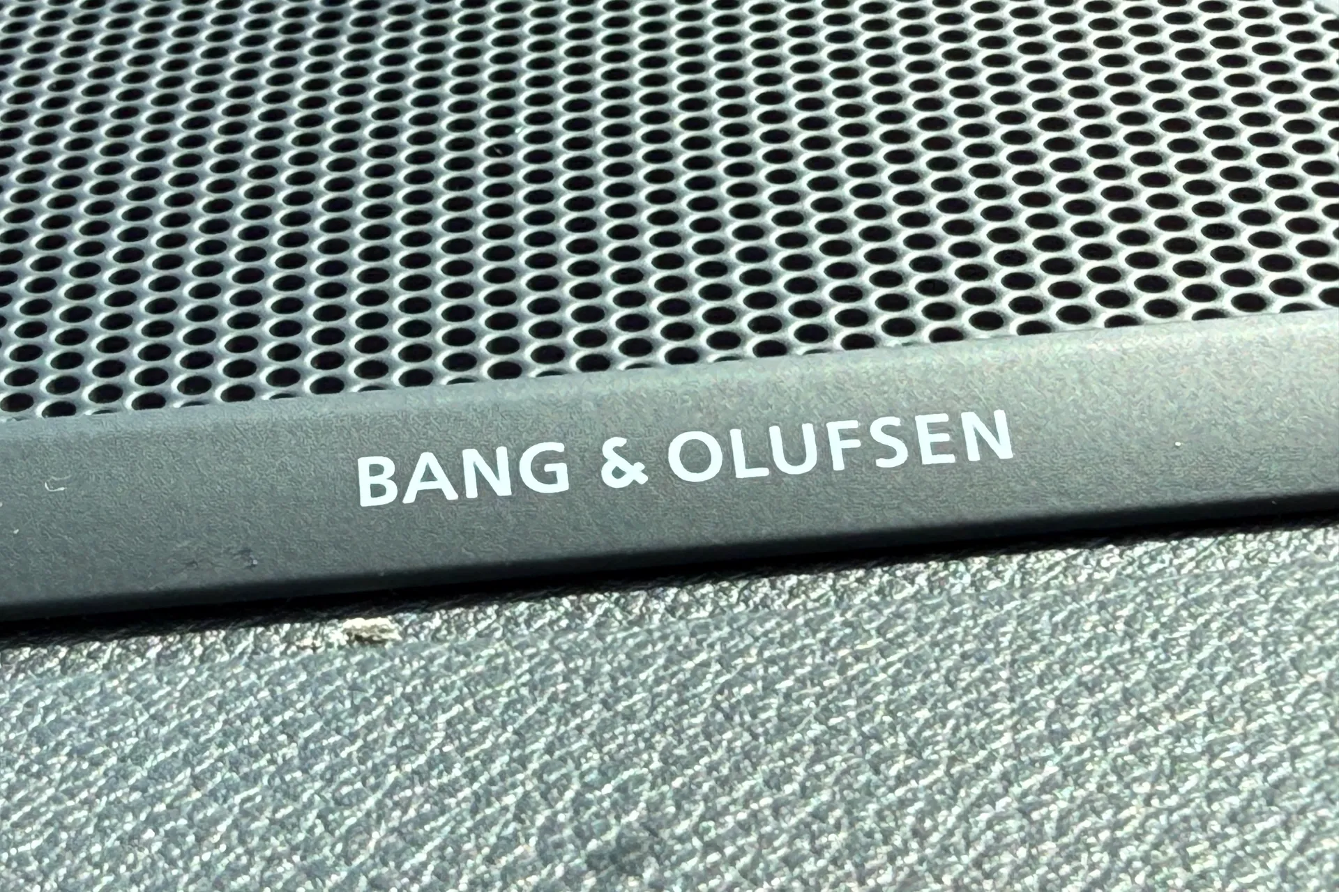 Audi Q3 thumbnail image number 19