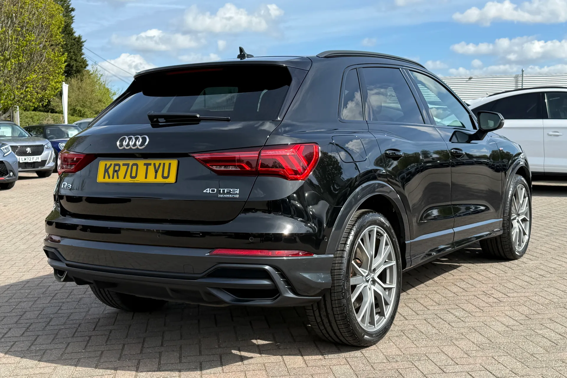 Audi Q3 thumbnail image number 39