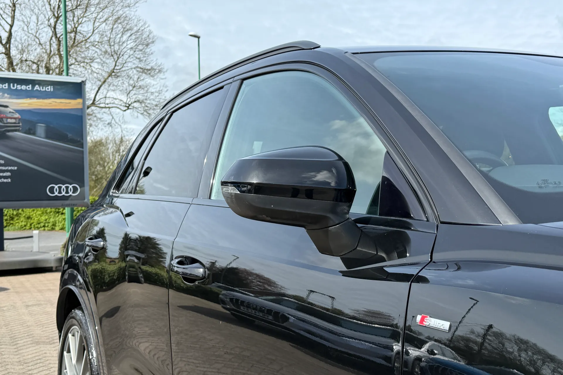 Audi Q3 thumbnail image number 57