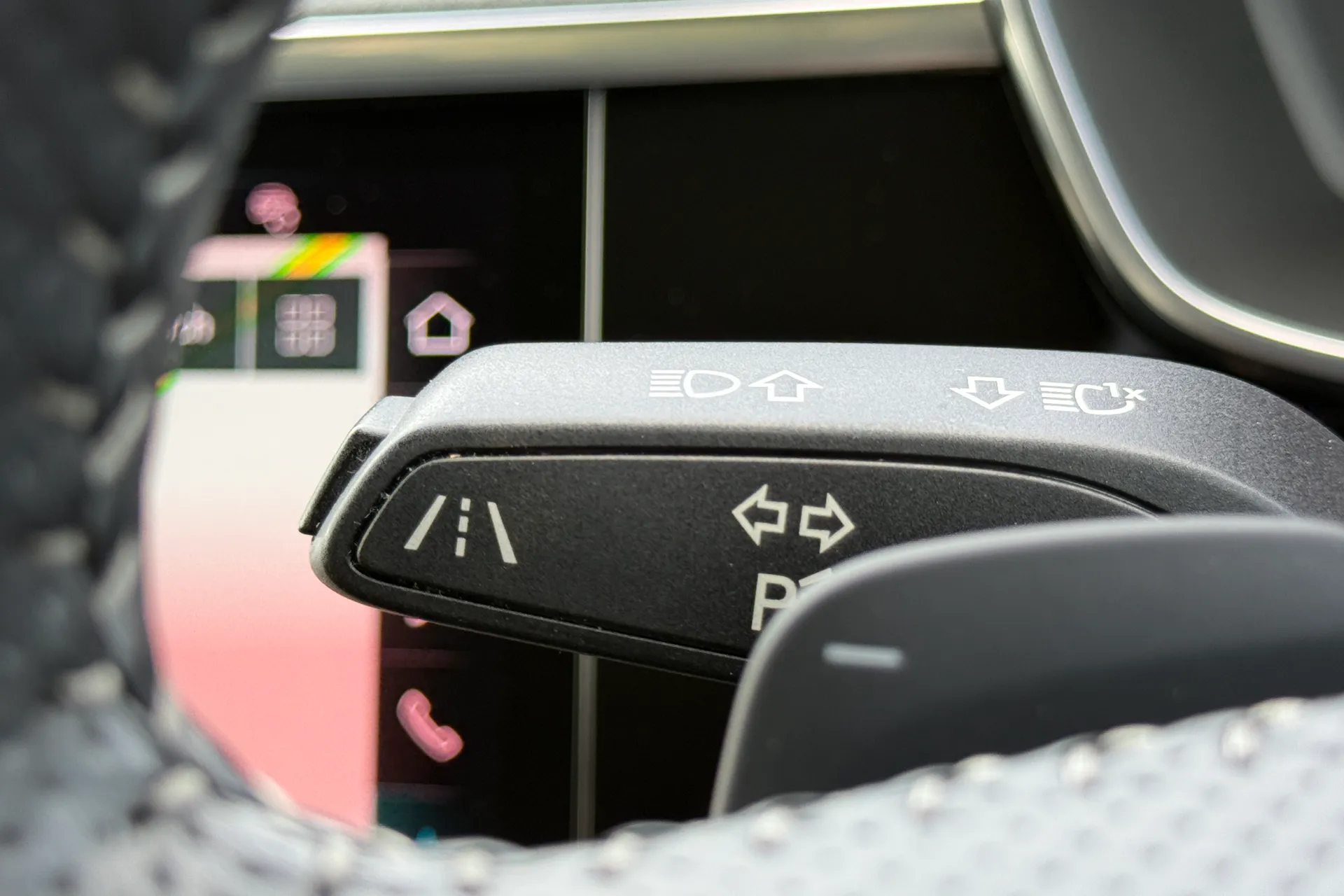 Audi Q3 thumbnail image number 22