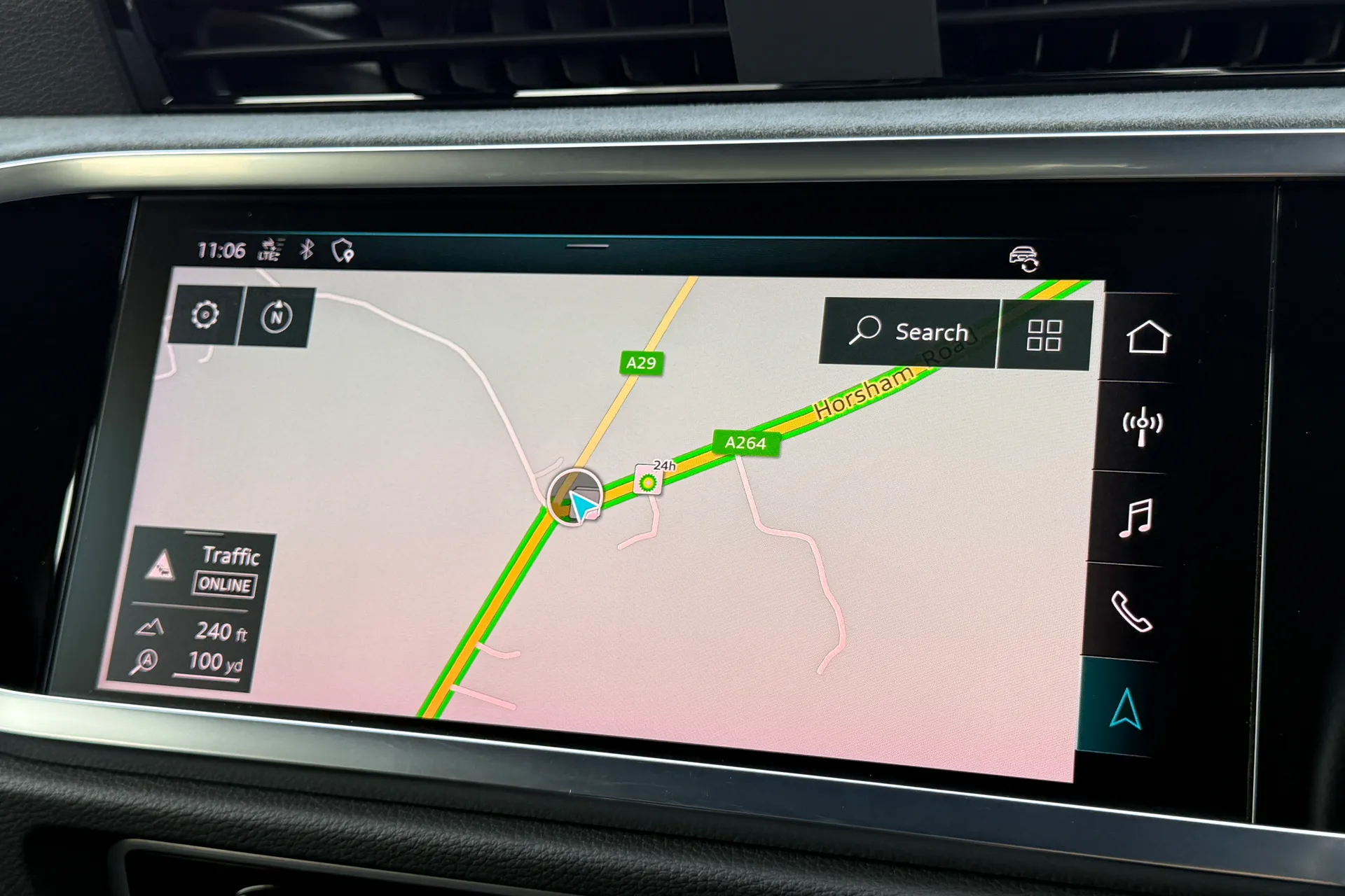 Audi Q3 thumbnail image number 5