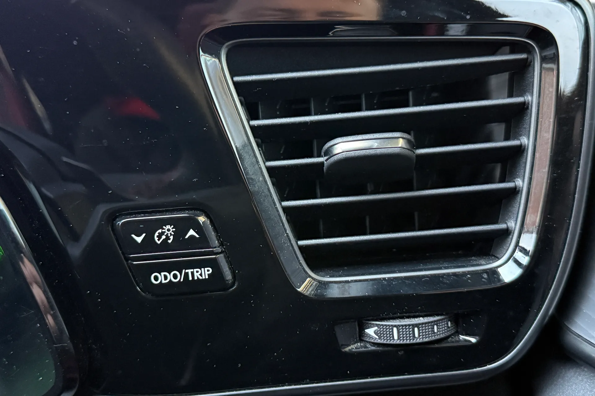 LEXUS NX thumbnail image number 23