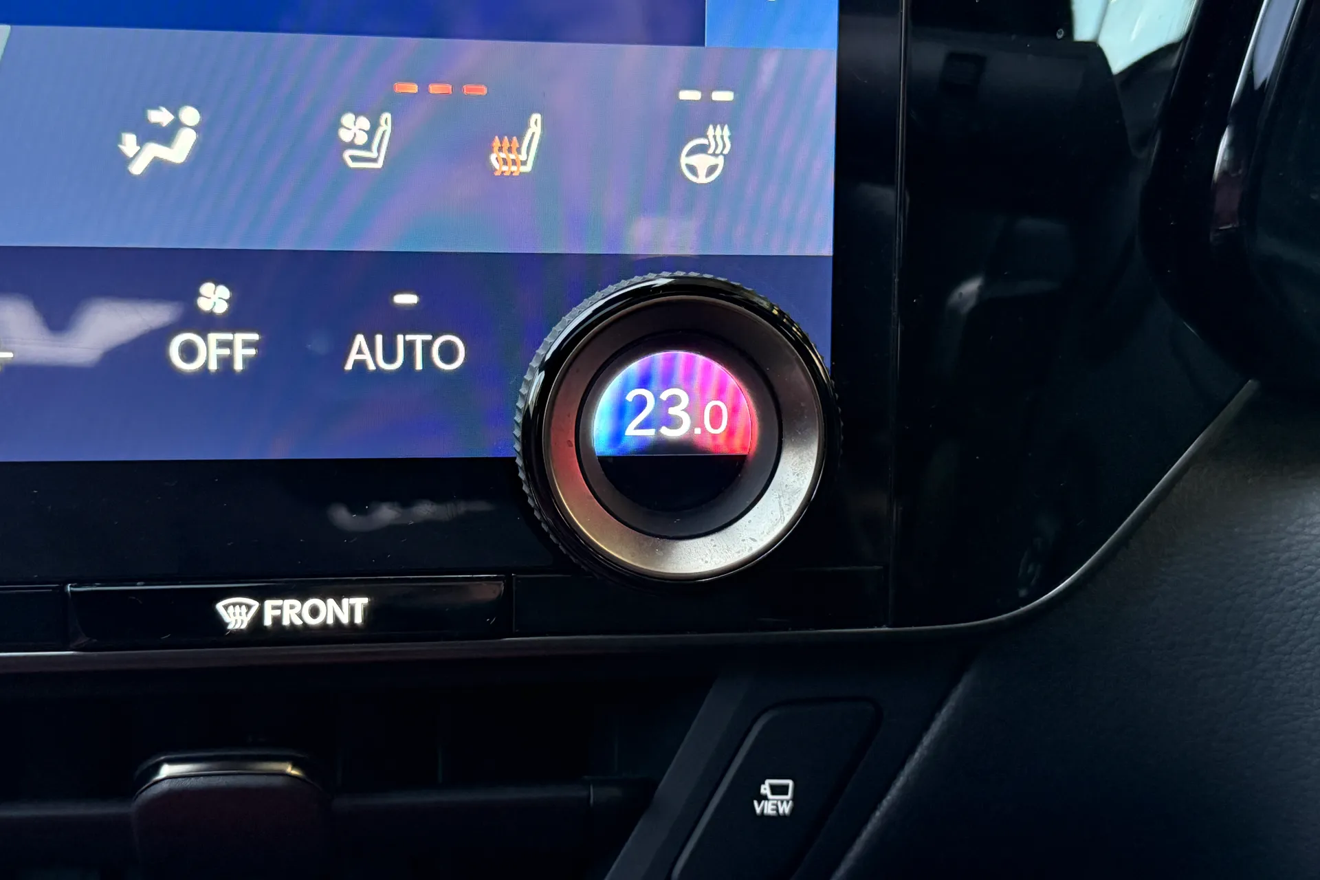 LEXUS NX thumbnail image number 13