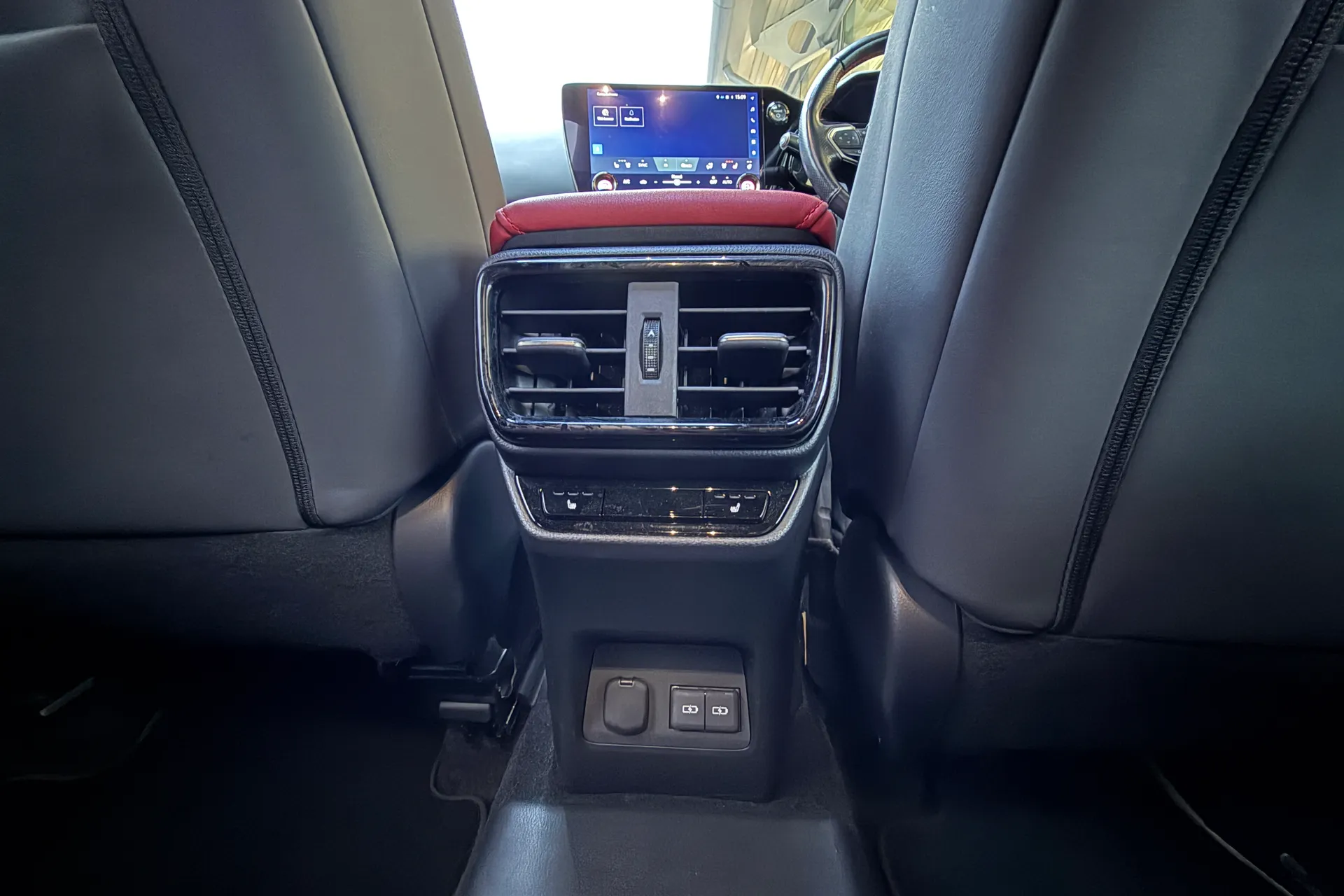 LEXUS NX thumbnail image number 44