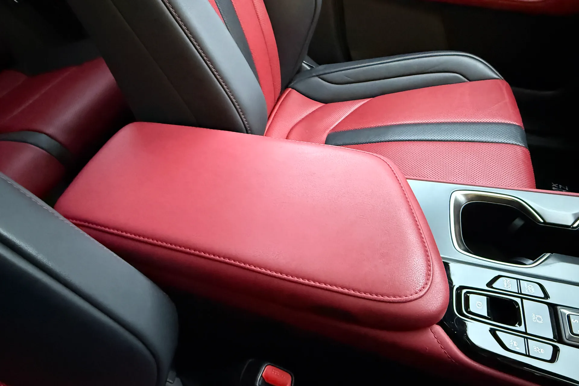 LEXUS NX thumbnail image number 20