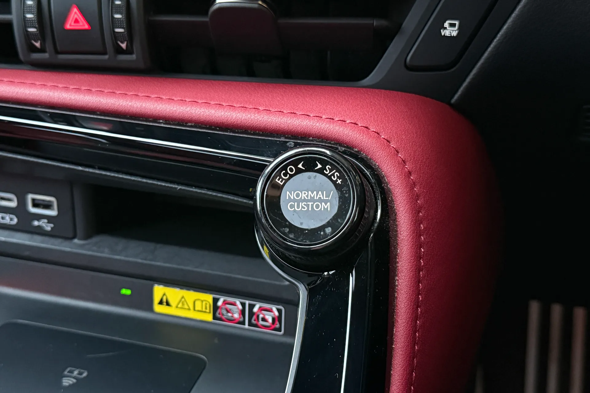 LEXUS NX thumbnail image number 17