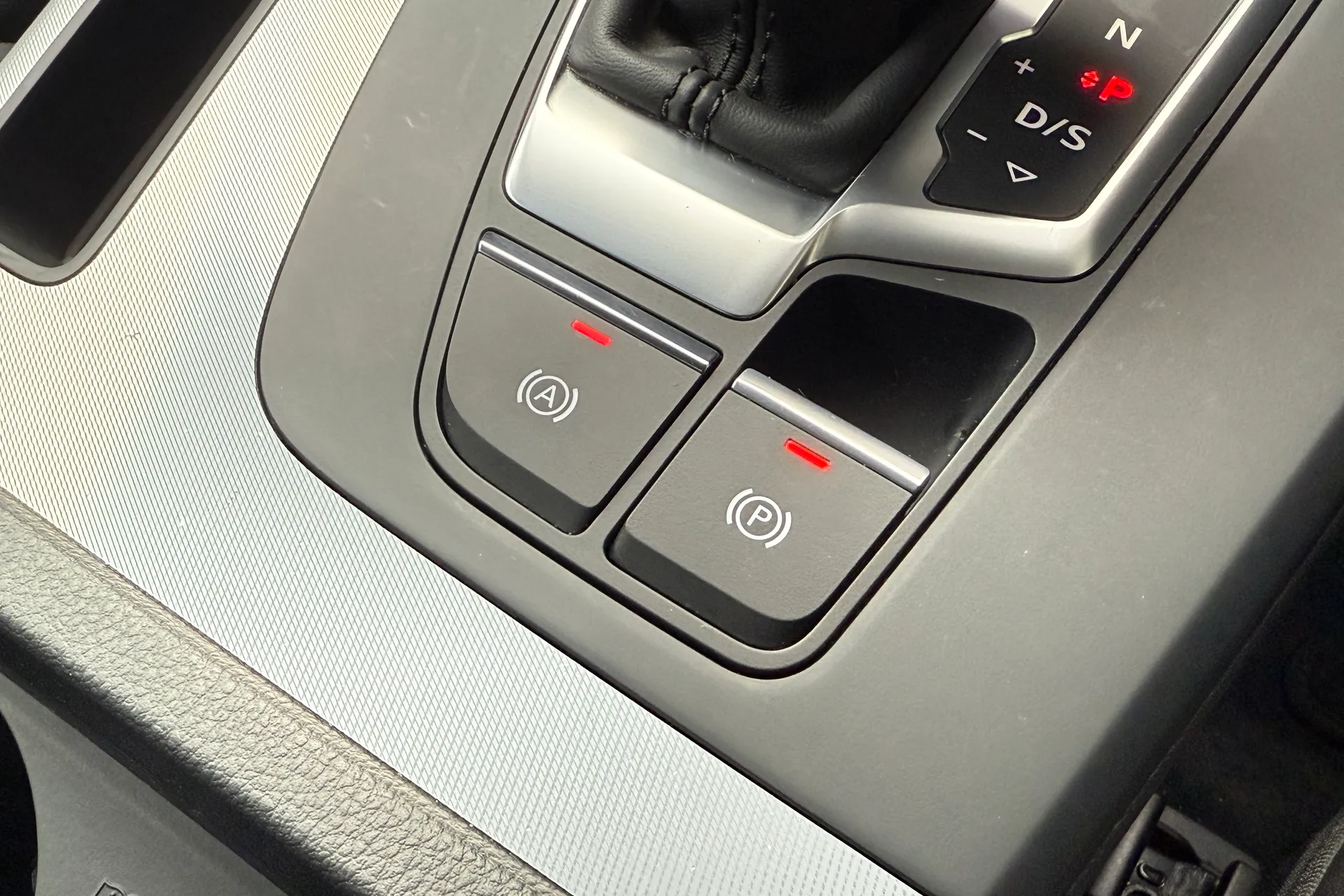 Audi Q5 thumbnail image number 23