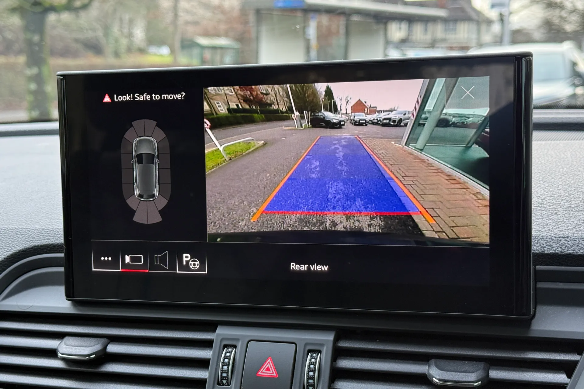 Audi Q5 thumbnail image number 5