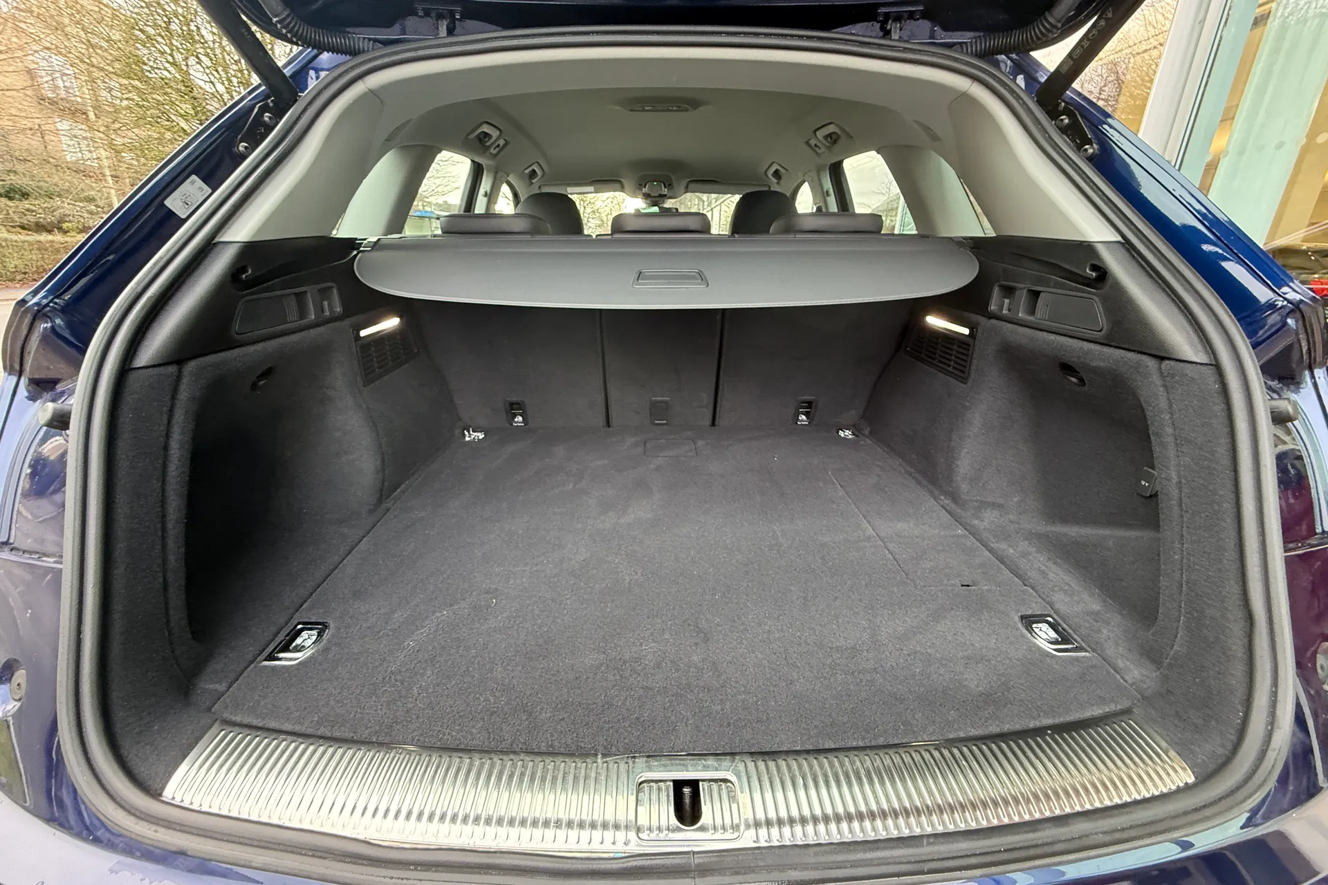 Audi Q5 thumbnail image number 45