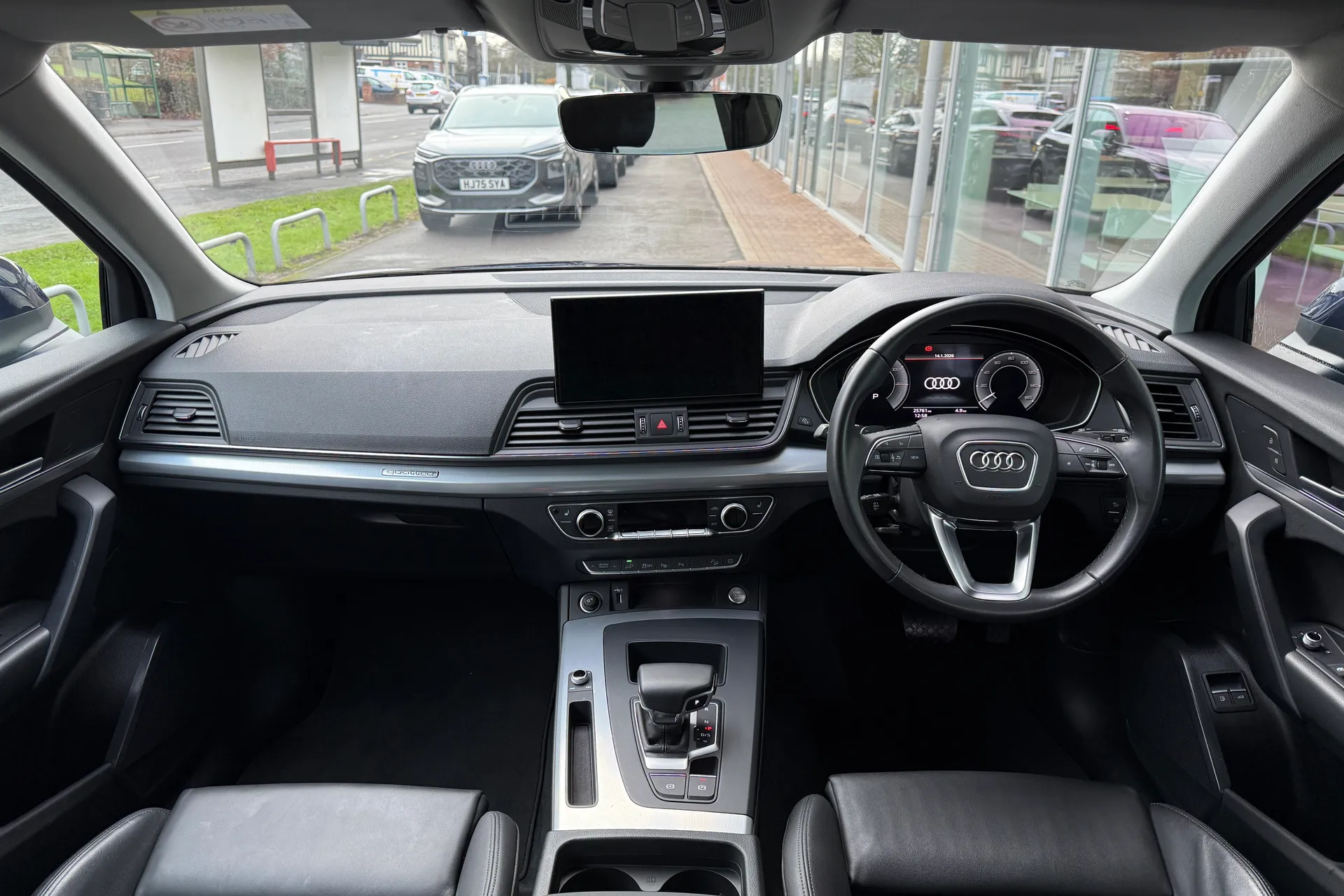 Audi Q5 thumbnail image number 3