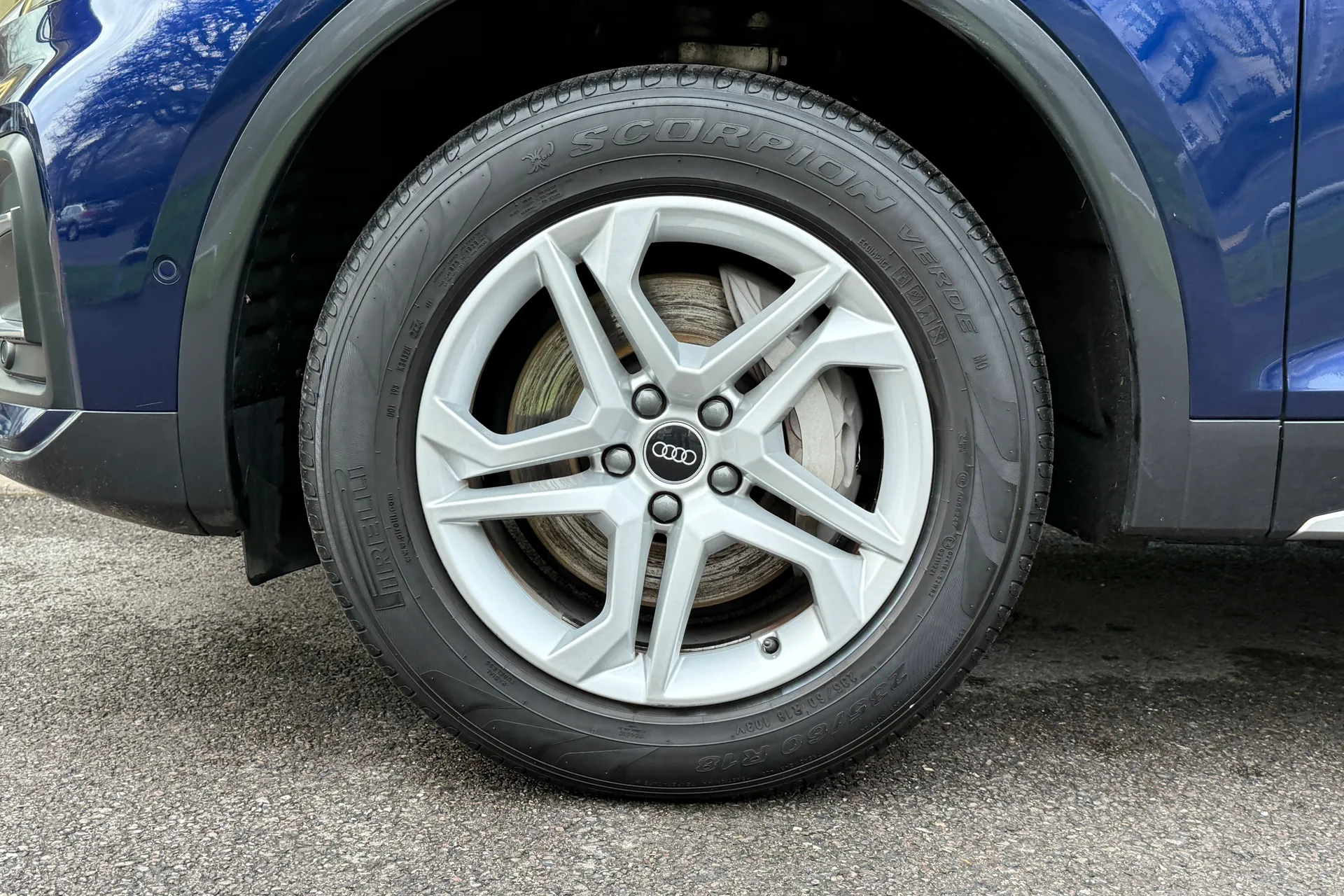 Audi Q5 thumbnail image number 10