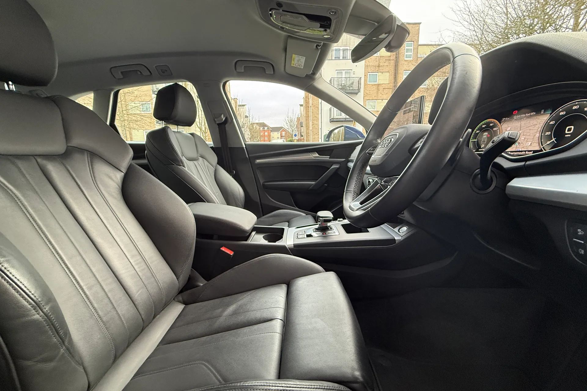 Audi Q5 thumbnail image number 30