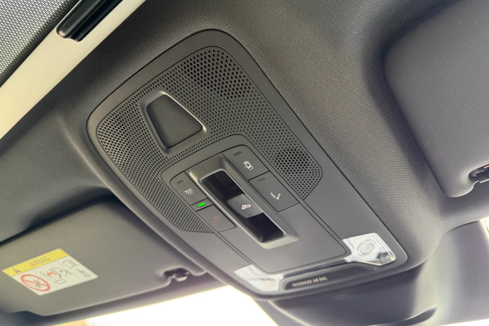 Audi A3 thumbnail image number 28