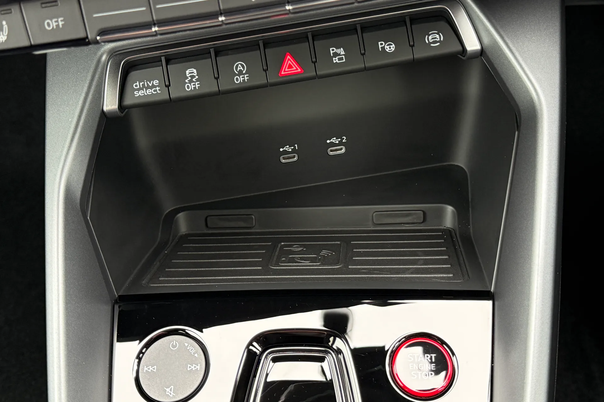 Audi A3 thumbnail image number 21