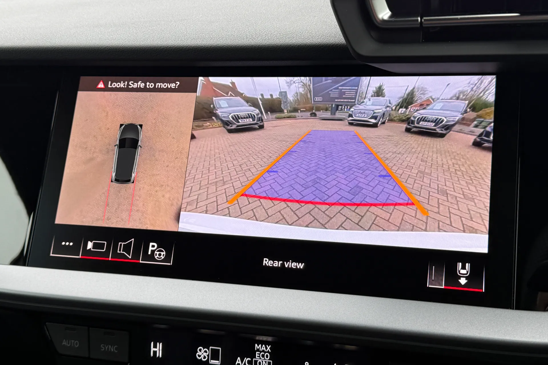 Audi A3 thumbnail image number 4